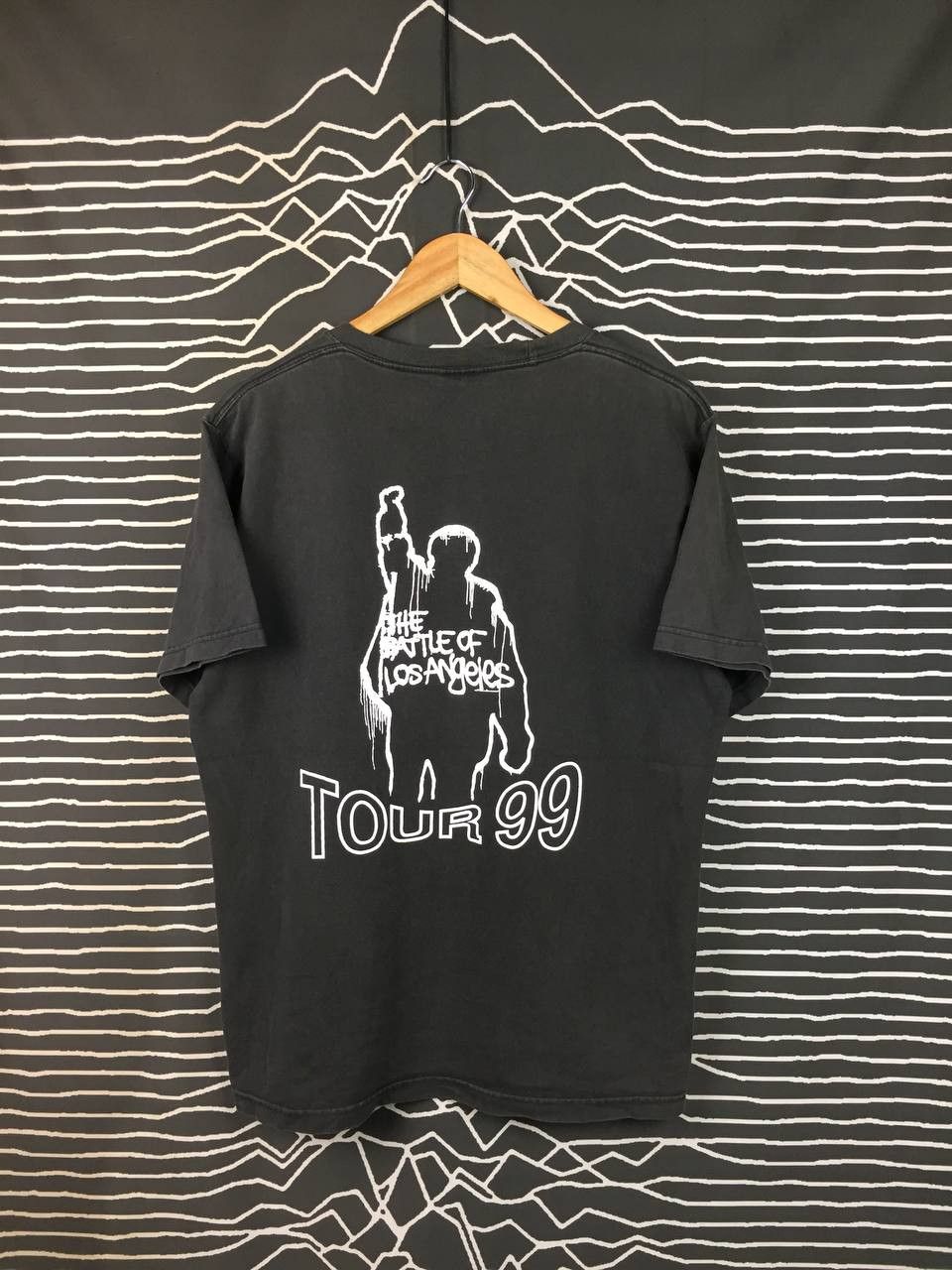 Band Tees Vtg Rage Against The Machine Battle of Los Angeles Tour Tee Size US L / EU 52-54 / 3 - 1 Thumbnail