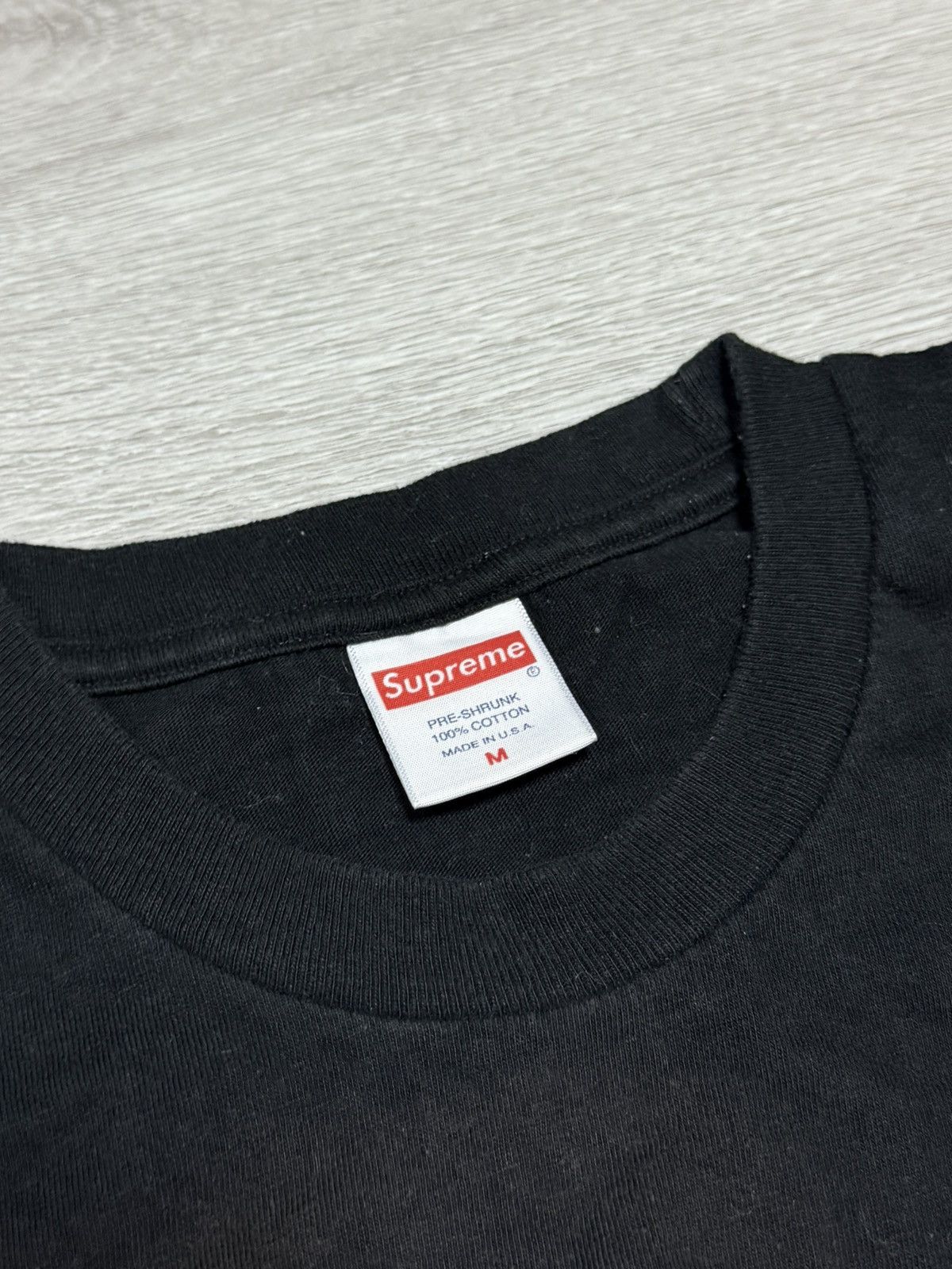 Supreme Supreme kiss tee shirt USA humor fun xxx Size US M / EU 48-50 / 2 - 3 Thumbnail