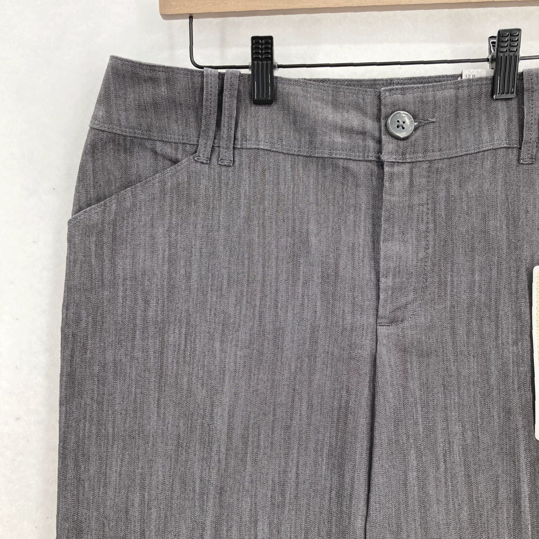 Lee Lee Pants Womens 12P Petite Gray Straight Leg Slimming Logo Work Pockets 28in Inseam Cotton Polyester Spandex Twill Dress Pants Size 34" / US 12 / IT 48 - 3 Thumbnail