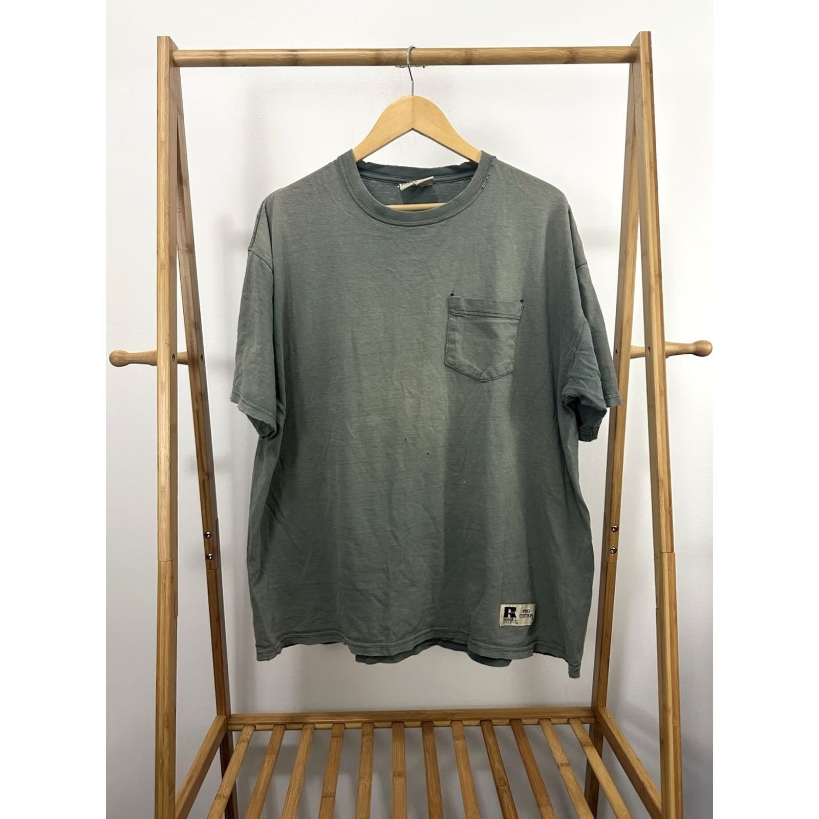 Russell Athletic VINTAGE VT Gradient Sun Faded Pocket Worn Cotton Blank WIP Work Russell T-Shirt XL Green Distressed Workwear Mens Size US XL / EU 56 / 4 - 2 Thumbnail