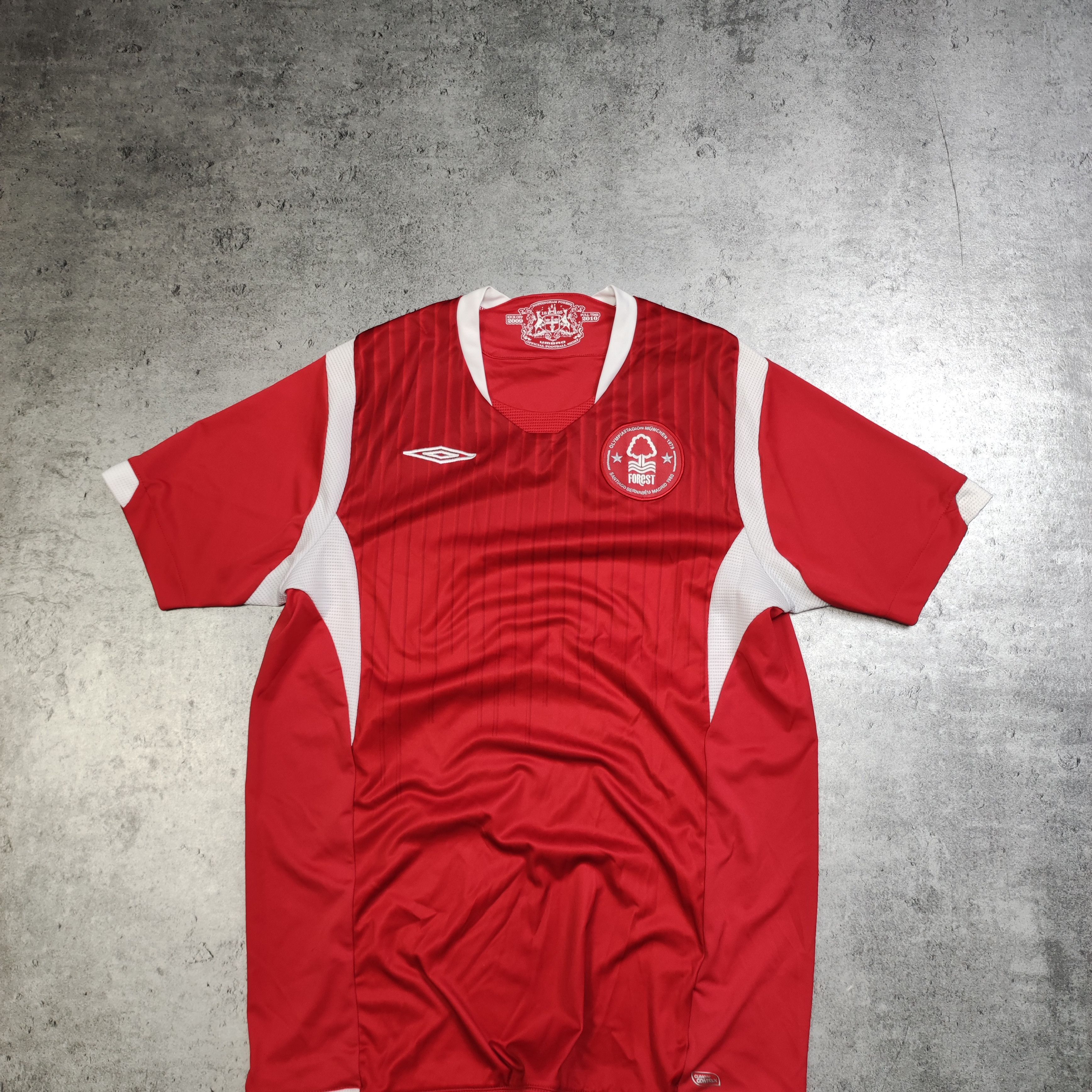 Vintage RARE Vintage Umbro x Notthingam Forest Football Home Jersey Size US S / EU 44-46 / 1 - 2 Thumbnail