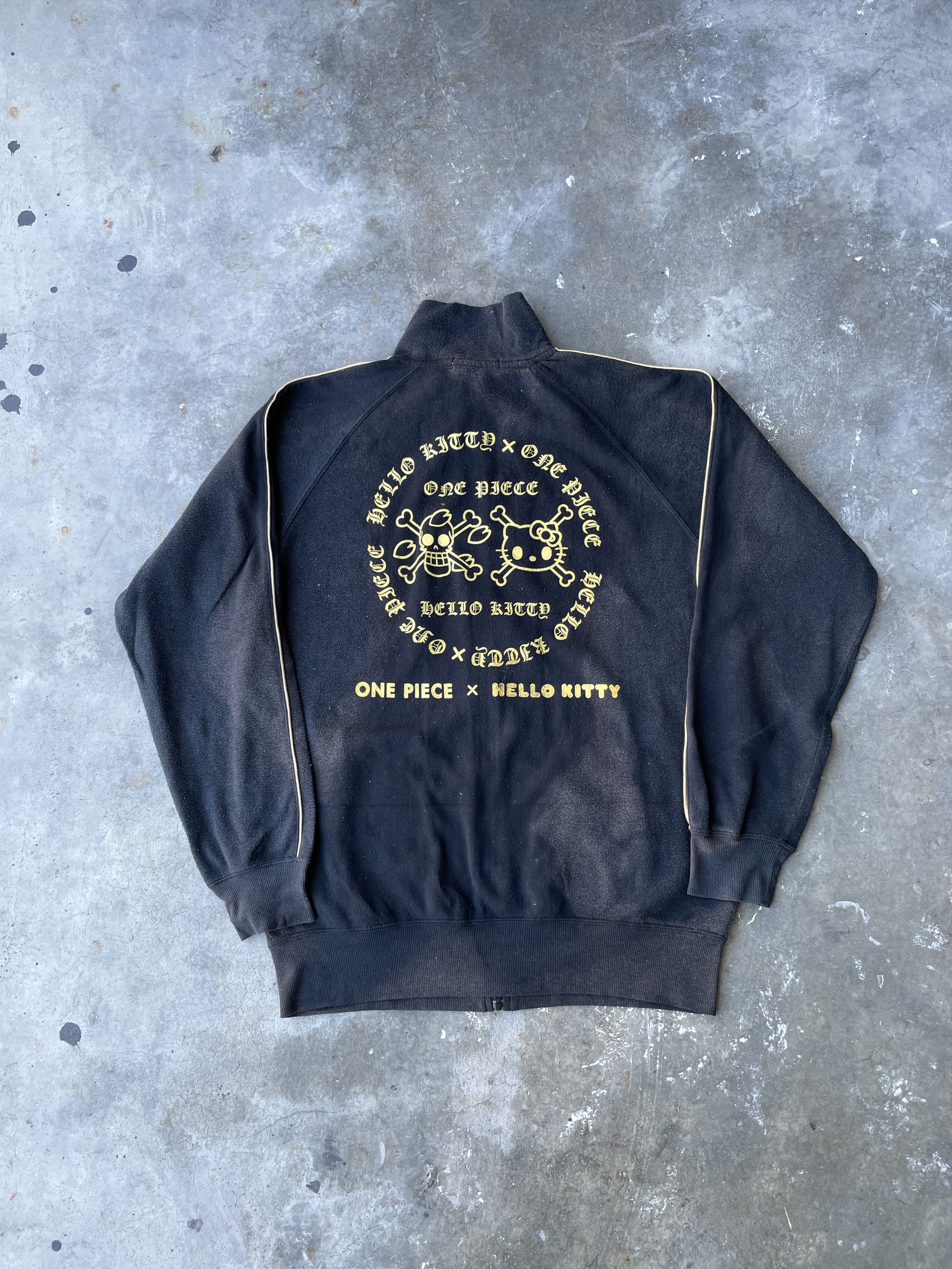 Japanese Brand Vintage Sunfaded One Piece X Hello Kitty Logo Zip Sweatshirt Size US L / EU 52-54 / 3 - 1 Thumbnail