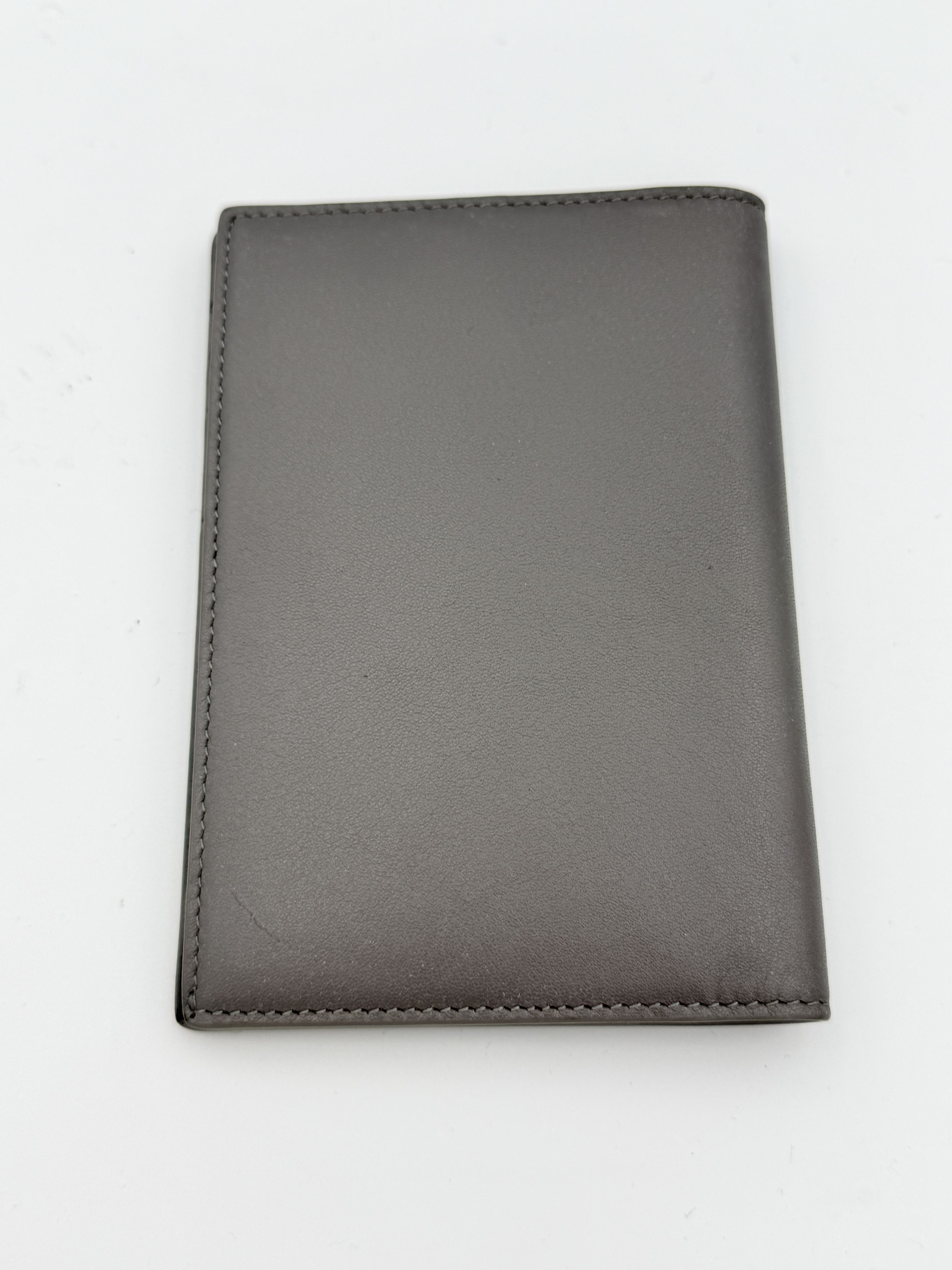 Balenciaga Balenciaga F&F Leather Wallet Passport Holder Grey Size ONE SIZE - 4 Thumbnail