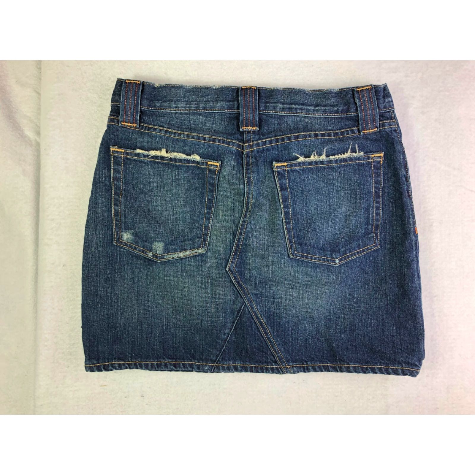 J.Crew VINTAGE J.CREW Distressed Blue Jean Skirt Womens Size 28 Midi Denim Cotton Regular Zip Front 28" Waist Measurements Womenennial Size 28" / US 6 / IT 42 - 6 Thumbnail