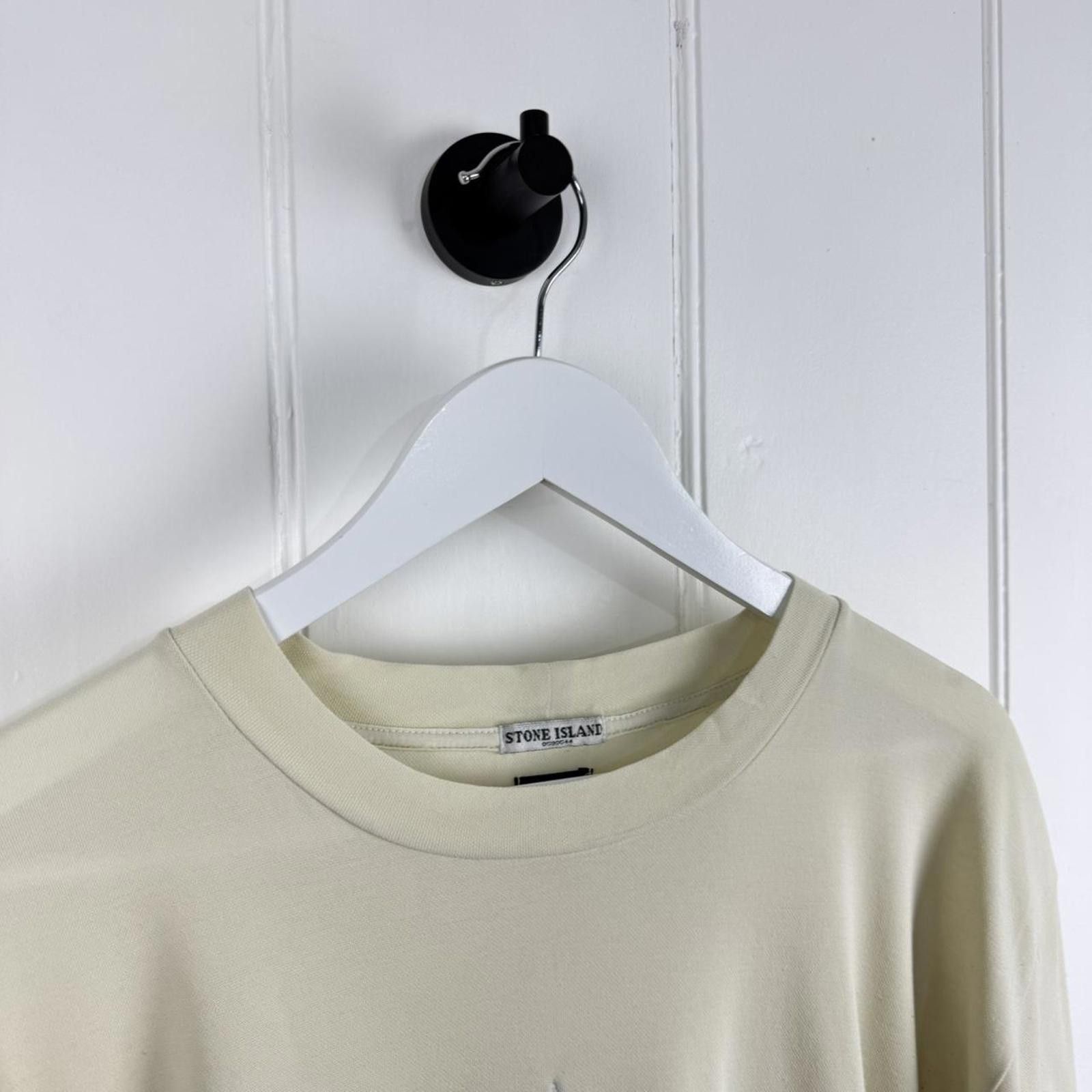 Stone Island 00’s Stone Island Embroidered Logo T-Shirt Cream – Size L Size US L / EU 52-54 / 3 - 3 Thumbnail