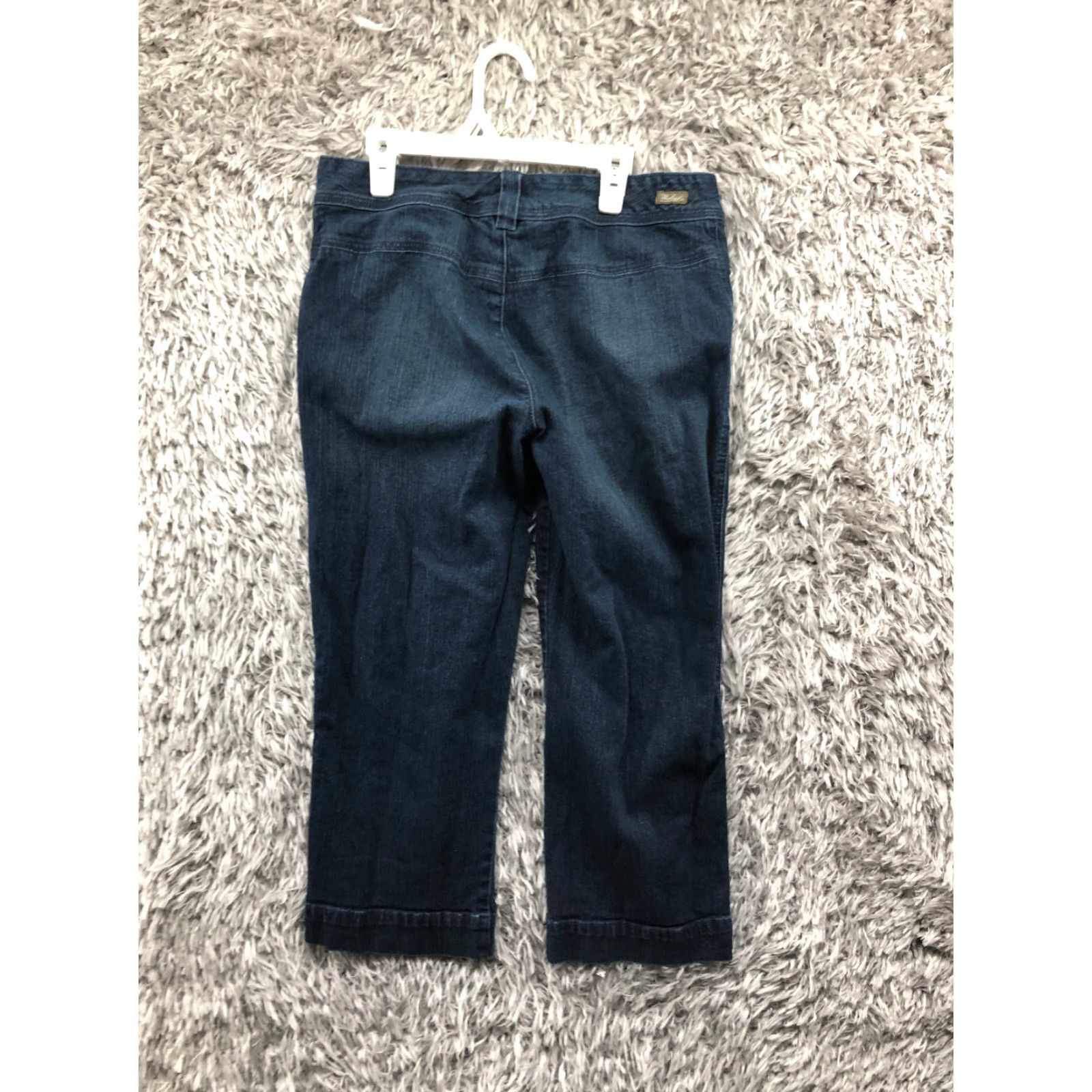 Vintage Woolrich Jeans Capri Women Regular Denim Blue 28 4 Mid Rise 5-Pocket Distressed No Vintage No Size 27" / US 4 / IT 40 - 5 Thumbnail