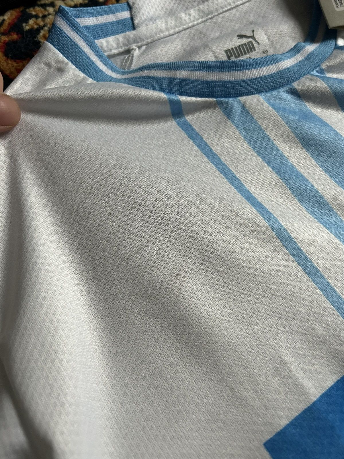 Puma Bentancur Uruguay nomer 6 Puma Away 2022-23 soccer jersey Size US L / EU 52-54 / 3 - 11 Thumbnail