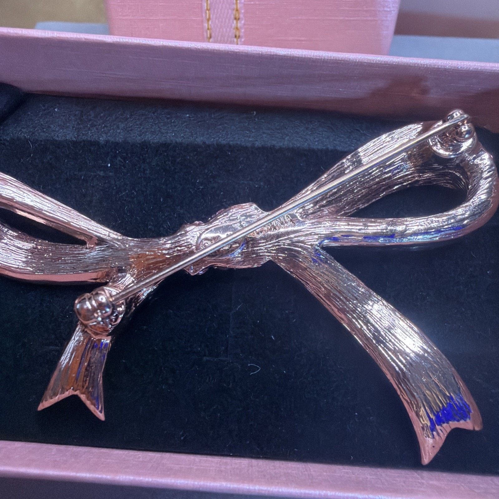 Kenneth Jay Lane Kenneth Jay Lane Vintage Ribbon Bow Brooch Pink Pave Gold Size ONE SIZE - 5 Thumbnail