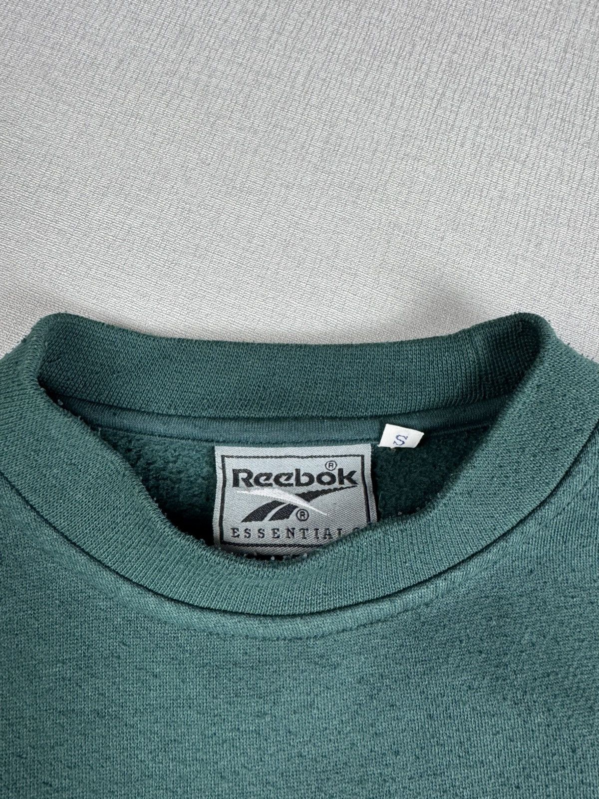 Reebok × Vintage Vinatge Reebok Essentials Oversized Retro 90’ Sweatshirt Size US S / EU 44-46 / 1 - 3 Thumbnail