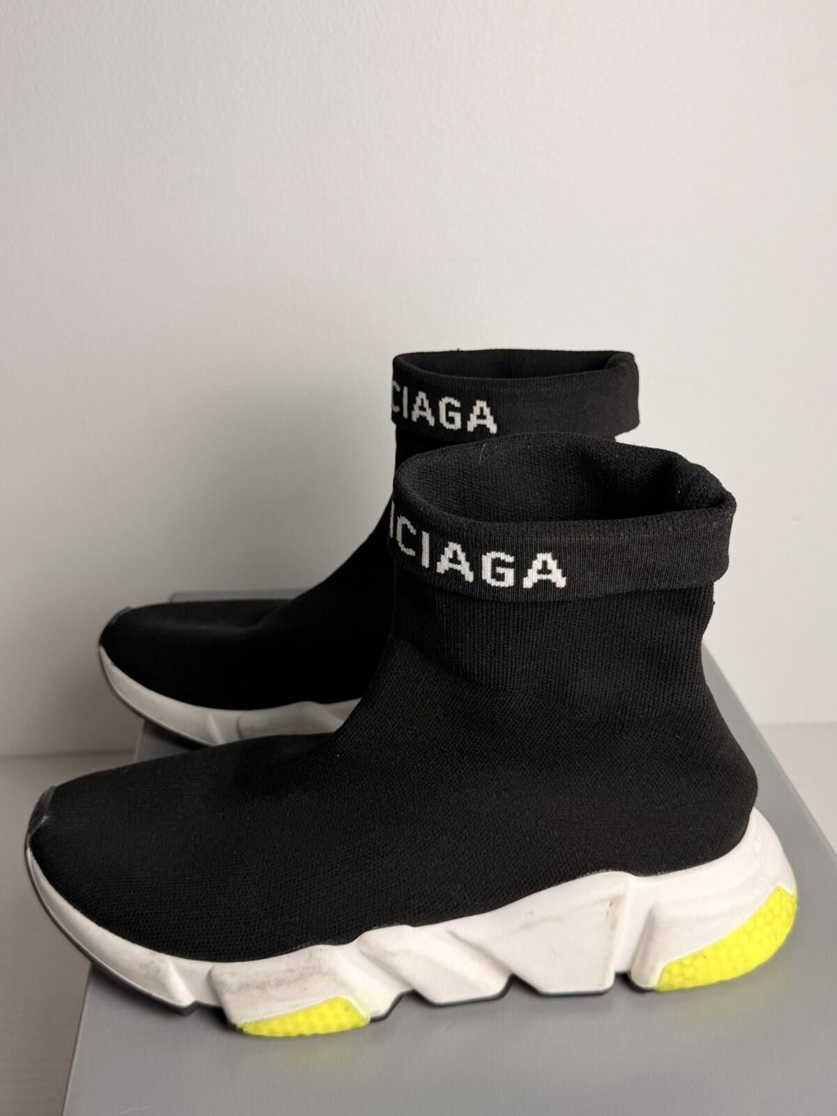 Balenciaga Balenciaga Speed Trainer Sneakers Black/White Women’s SZ 39 Size US 9 / IT 39 - 3 Thumbnail