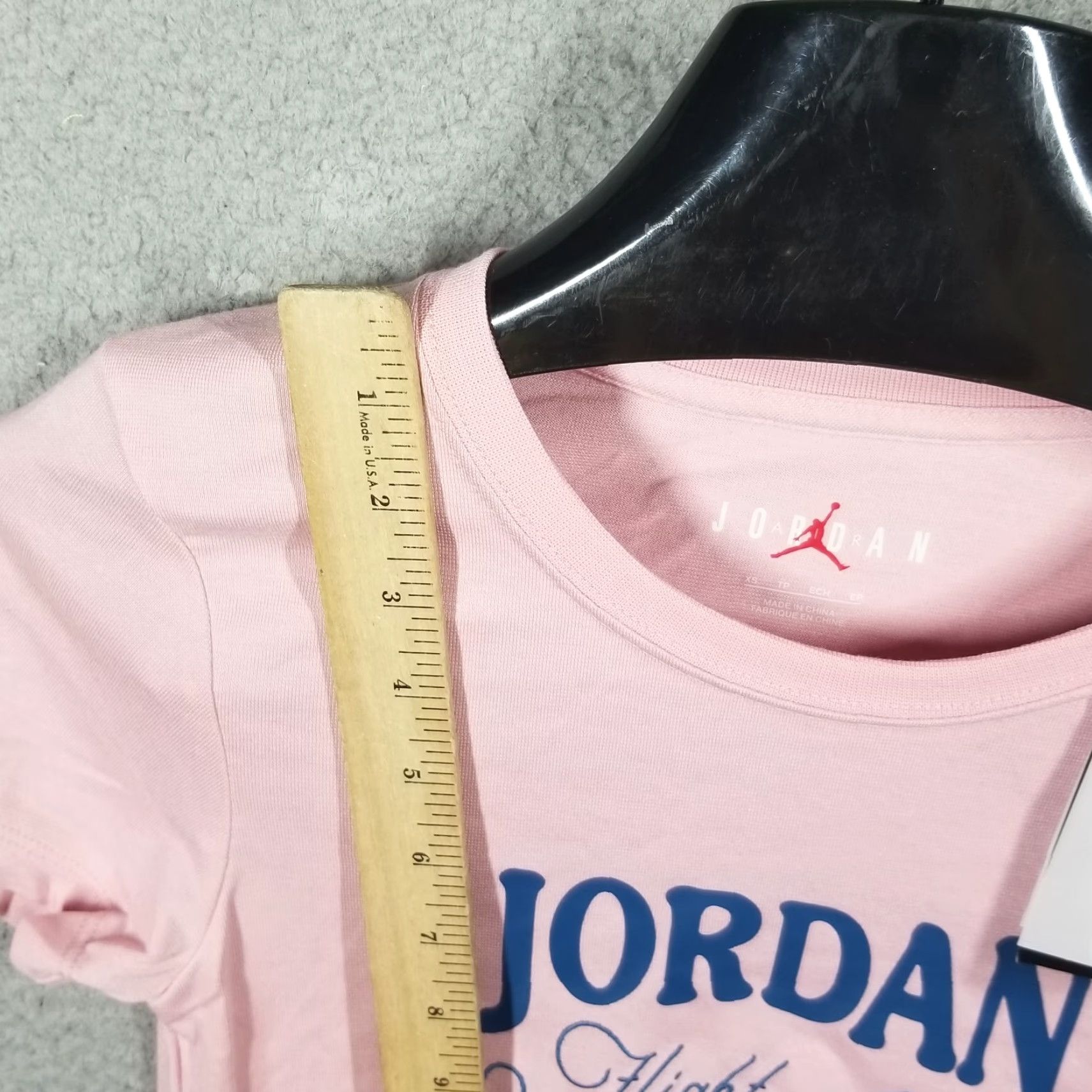 Jordan Brand VINTAGE Nike Shirt Women XS Pink Graphic 90s Crew Neck Slim T-Shirt Size XS / US 0-2 / IT 36-38 - 5 Thumbnail