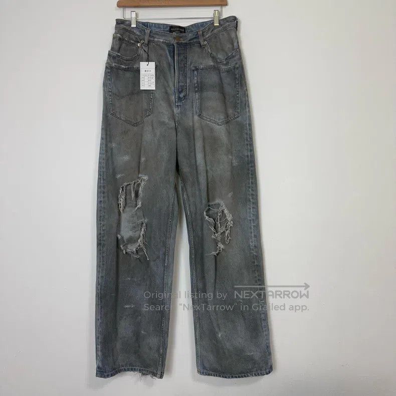 Balenciaga Balenciaga size S Reversed Destroyed Denim Pants Size US 27 - 1 Thumbnail
