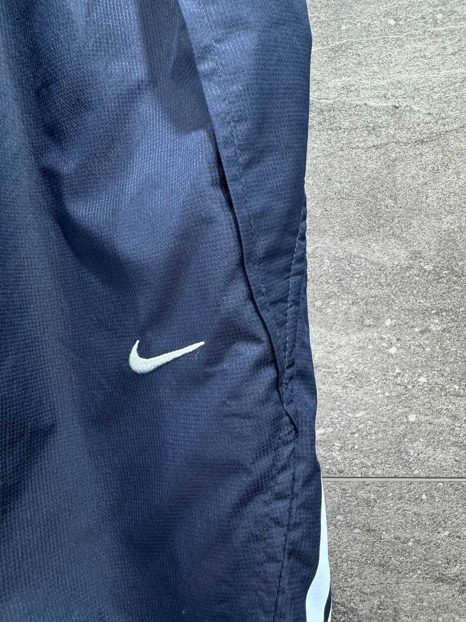Vintage Nike Vintage Shorts Rare Big Logo Y2K Drill Swoosh Size US 30 / EU 46 - 3 Thumbnail