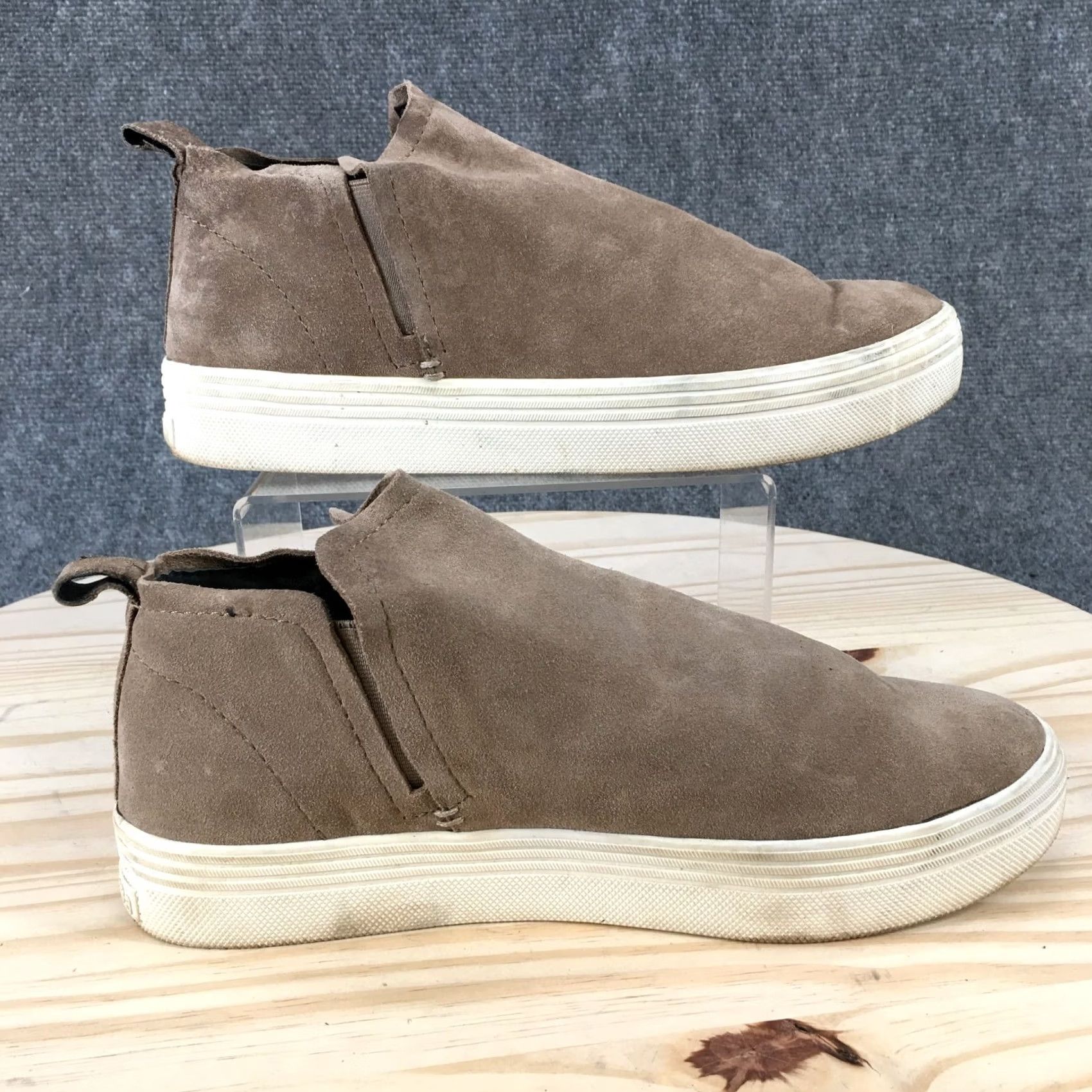 Dolce Vita Dolce Vita Tate Sneakers Womens 11 Taupe Suede Leather High Top Casual Shoes Size L / US 10 / IT 46 - 2 Thumbnail