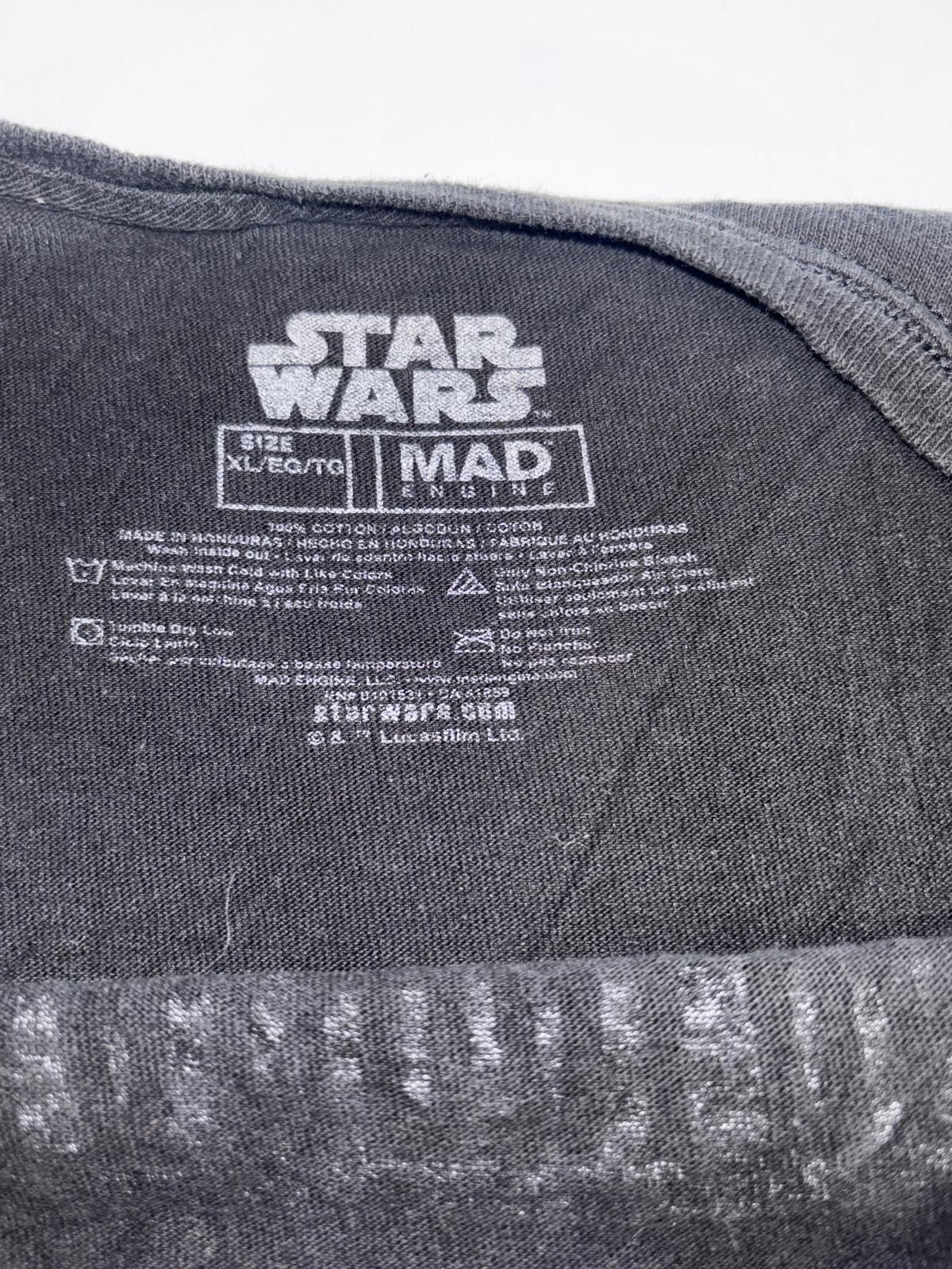 Star Wars Vintage The Mandalorian 'The Child' Graphic Tee - Size XL Size US XL / EU 56 / 4 - 3 Thumbnail