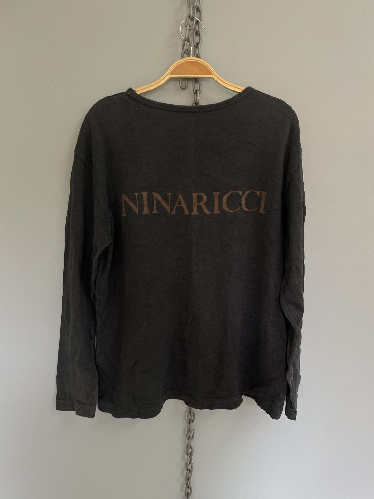 Japanese Brand Vintage Nina Ricci long sleeve t shirt Size US L / EU 52-54 / 3 - 1 Thumbnail