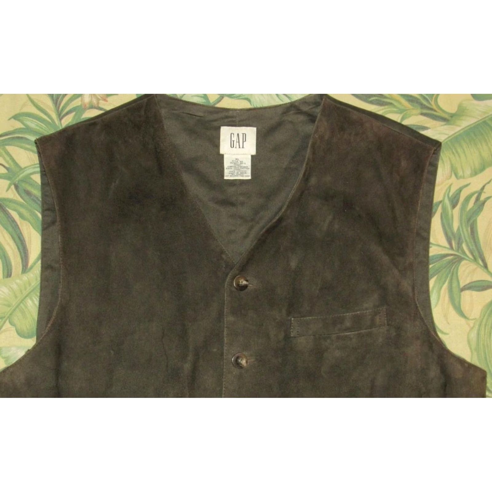 Gap Vtg GAP Leather Vest XL Brown Men Fashion Vest Leather XL Brown Mens Size US XL / EU 56 / 4 - 2 Thumbnail