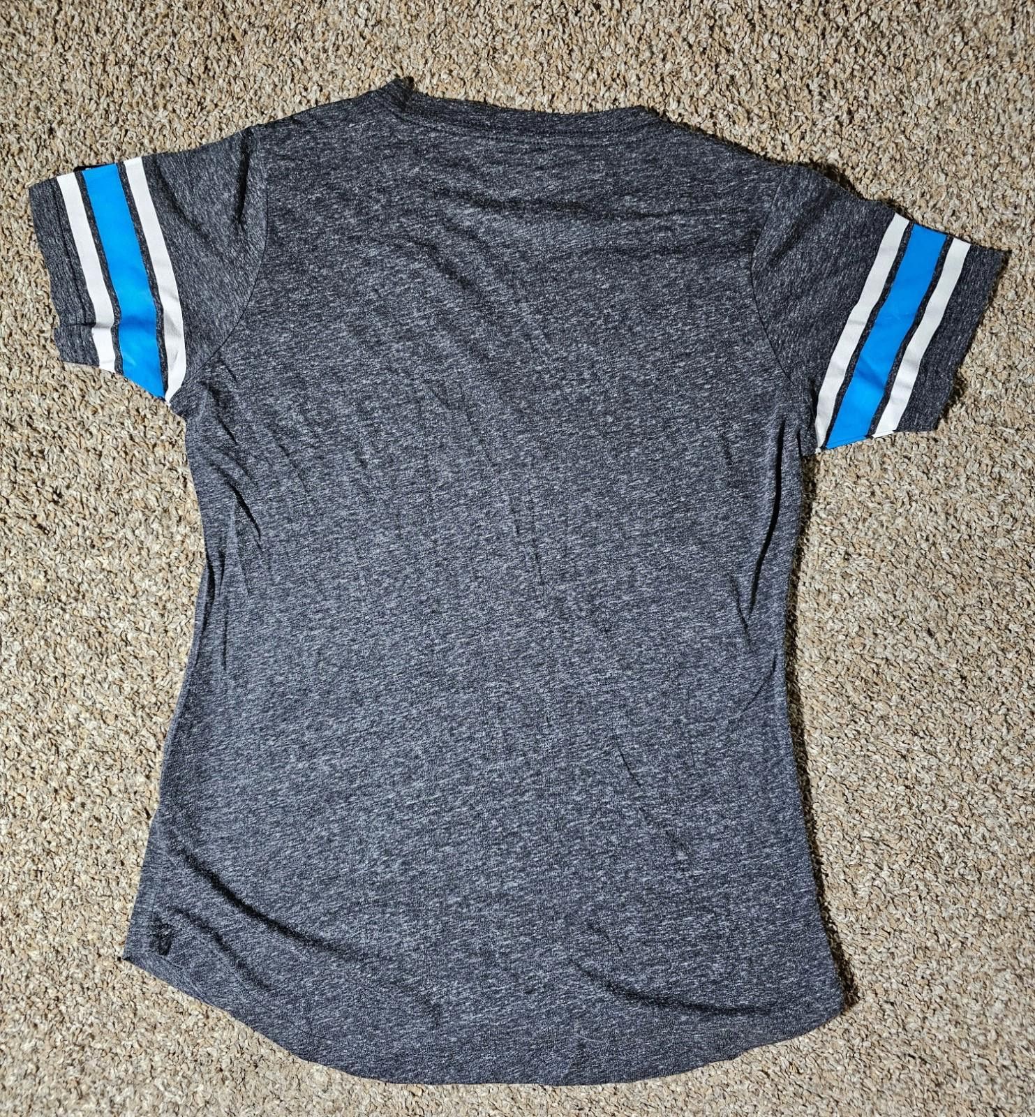 G-III NWT Carolina Panthers NFL Team Apparel Deep Vneck Shirt M Size ONE SIZE - 8 Thumbnail