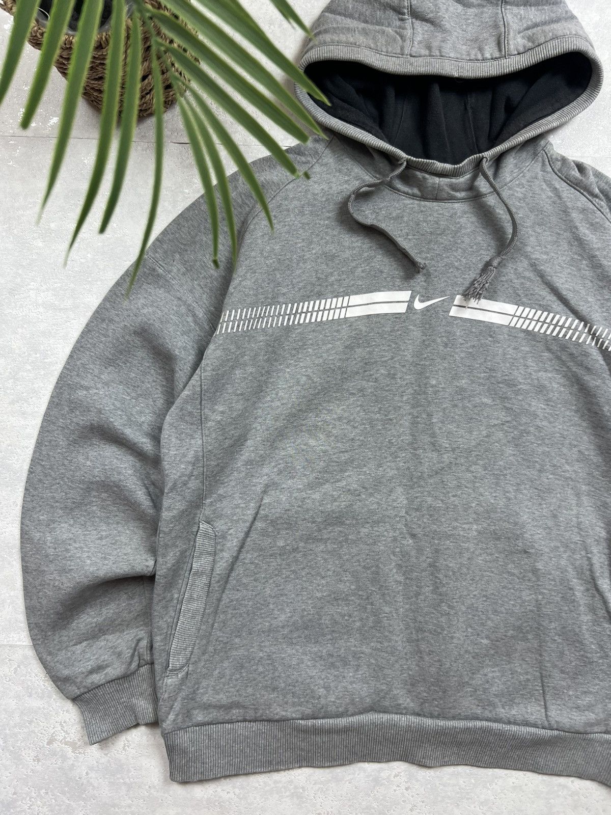 Nike 00s Nike Central Swoosh Vintage Y2K Oversized Retro Hoodie Size US M / EU 48-50 / 2 - 2 Thumbnail