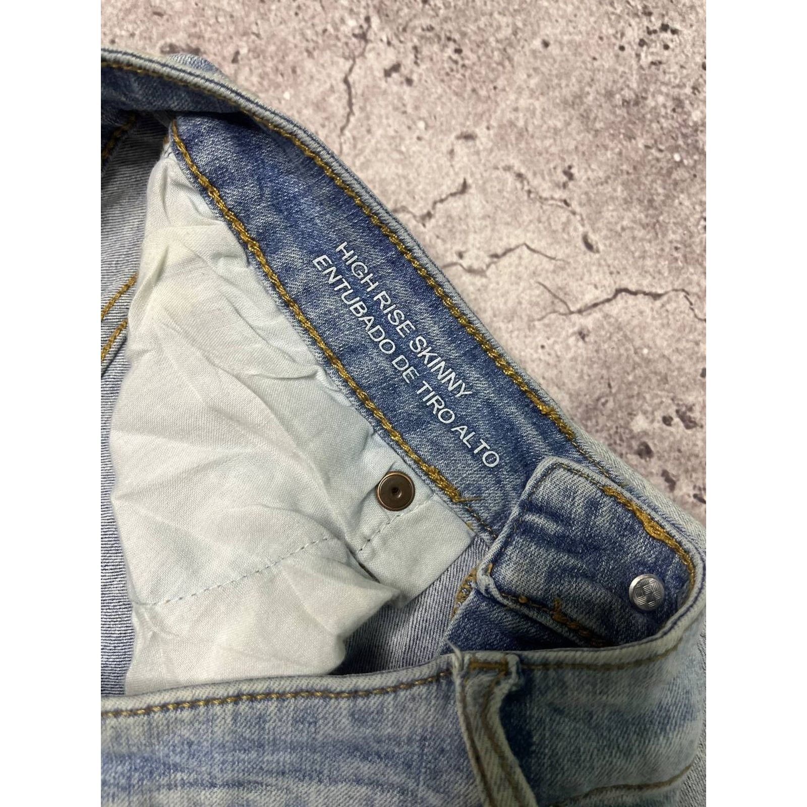 Japanese Brand Vintage Wild Rise Skinny Jeans Light Wash Size 27 Stretch Size 27" / US 4 / IT 40 - 4 Thumbnail
