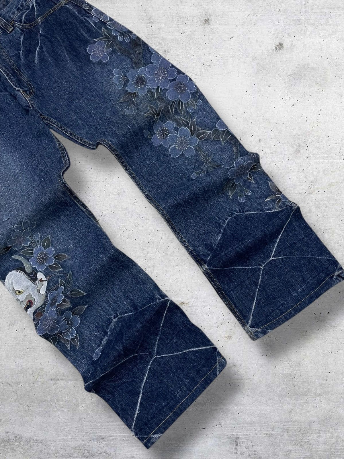 Beauty Beast OG VINTAGE SATANIC FACE FULLPRINT TRADITIONAL JAPAN DENIM Size US 34 / EU 50 - 2 Thumbnail