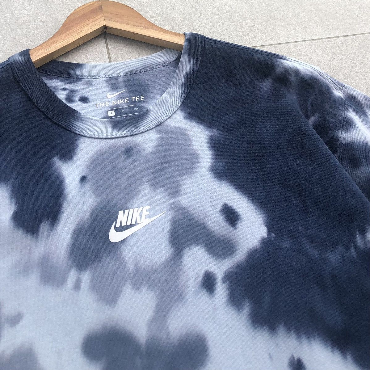 Nike Nike Sportswear Men's Tie-Dye T-Shirt Size US M / EU 48-50 / 2 - 6 Thumbnail