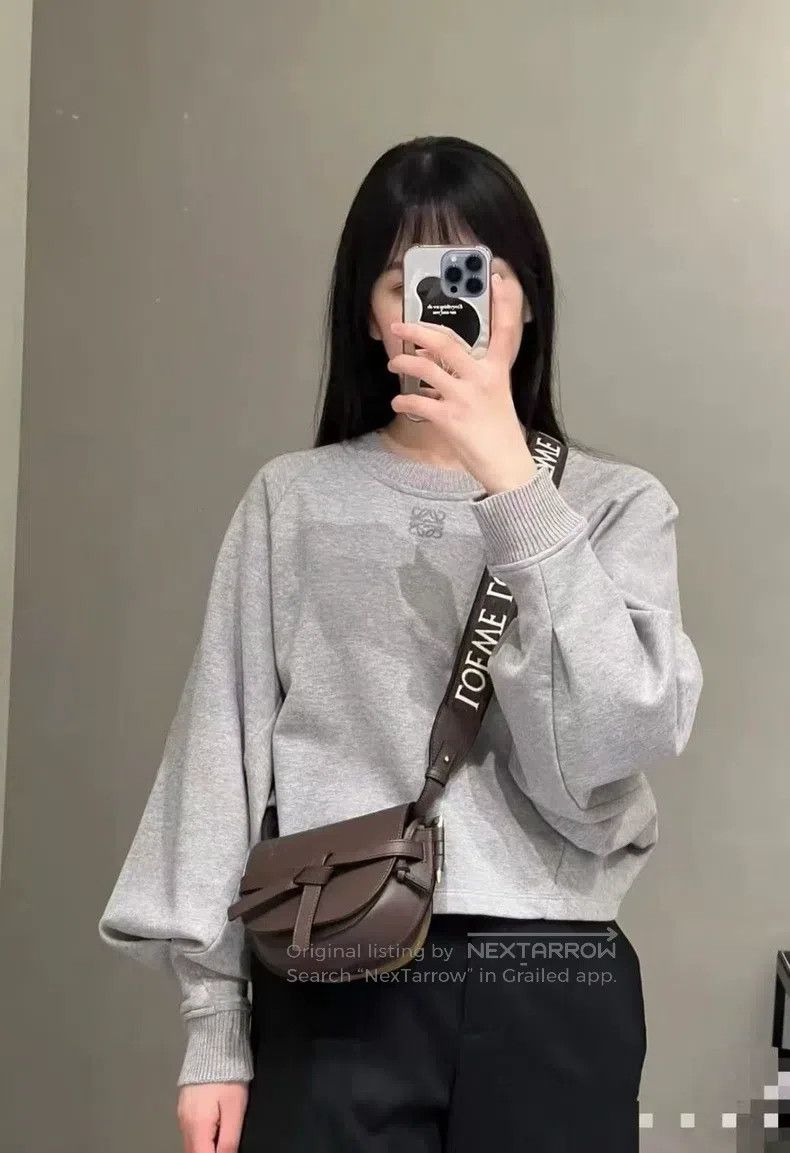 Loewe Loewe Round neck batwing long sleeve top Size XS / US 0-2 / IT 36-38 - 9 Thumbnail