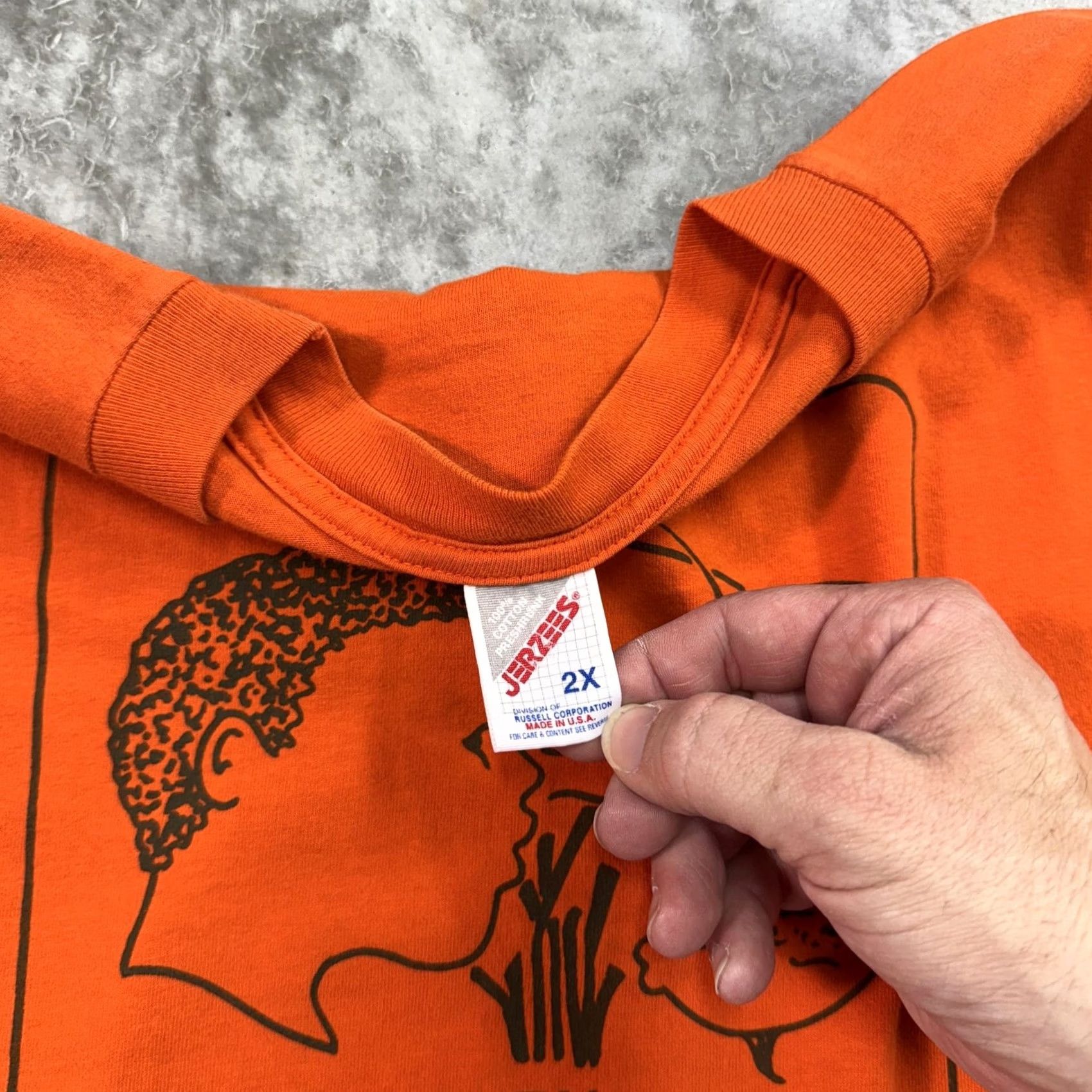 Jerzees VINTAGE Florida A&M University Shirt Mens 2XL Orange Cotton Short Sleeve Crew Neck Graphic Print Tee 90s University Mens Size US XXL / EU 58 / 5 - 4 Thumbnail