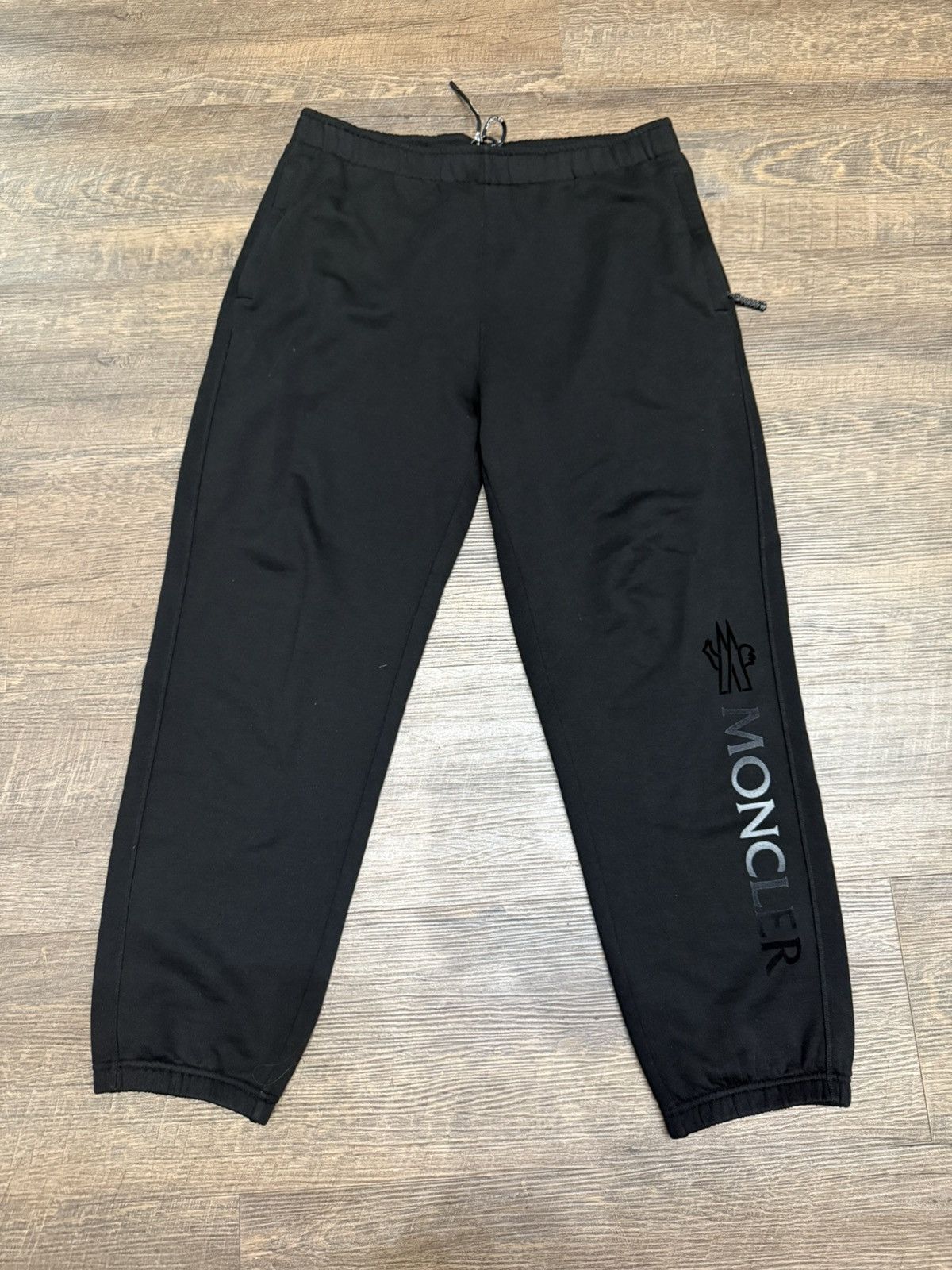 Moncler New Moncler Sweatpants Black Size Large Size US 34 / EU 50 - 1 Thumbnail