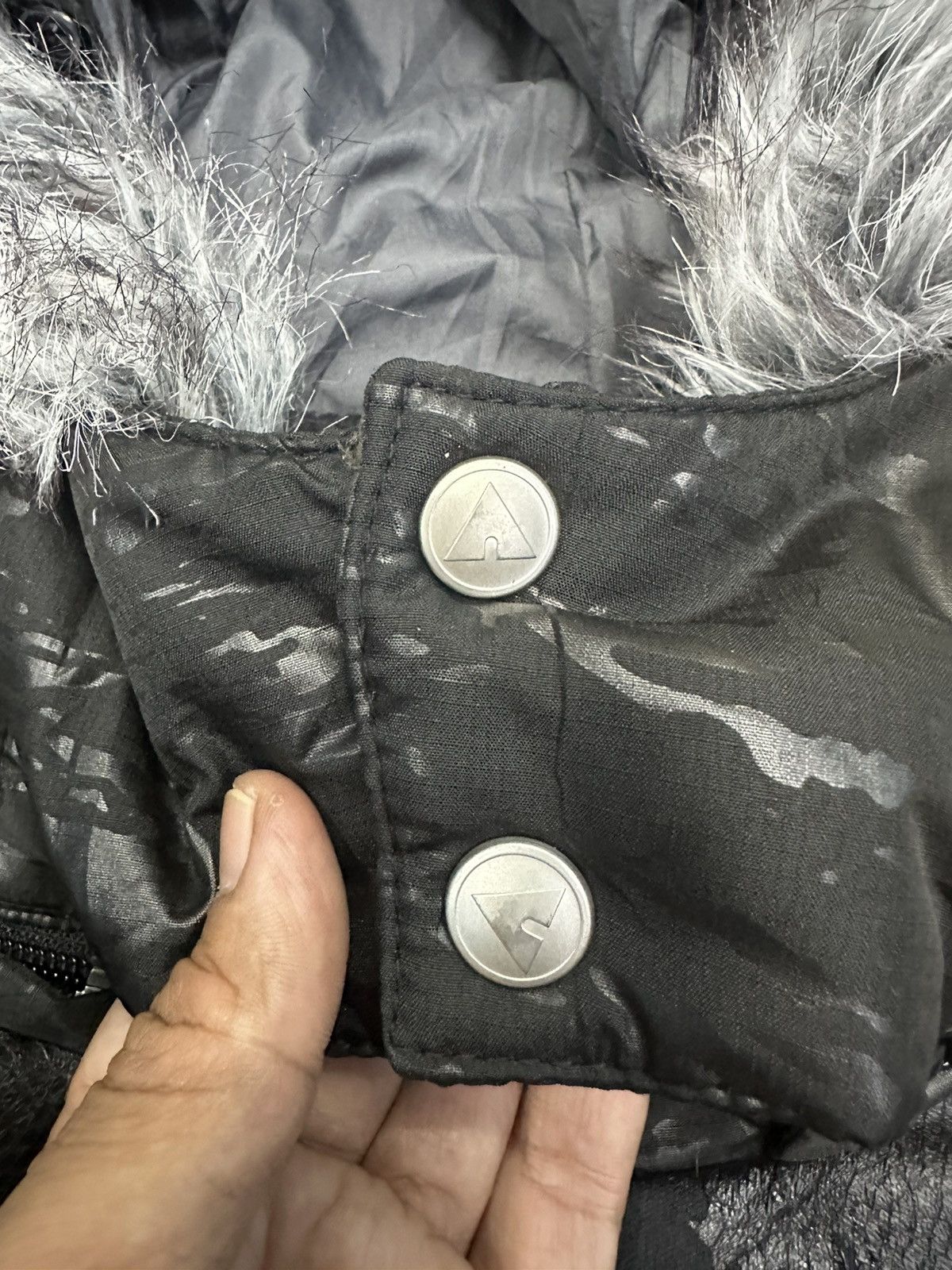 Airwalk × If Six Was Nine × Le Grande Bleu (L.G.B.) Vintage Airwalk Fur Down Like If Six Jacket MJ165 Size US M / EU 48-50 / 2 - 9 Thumbnail