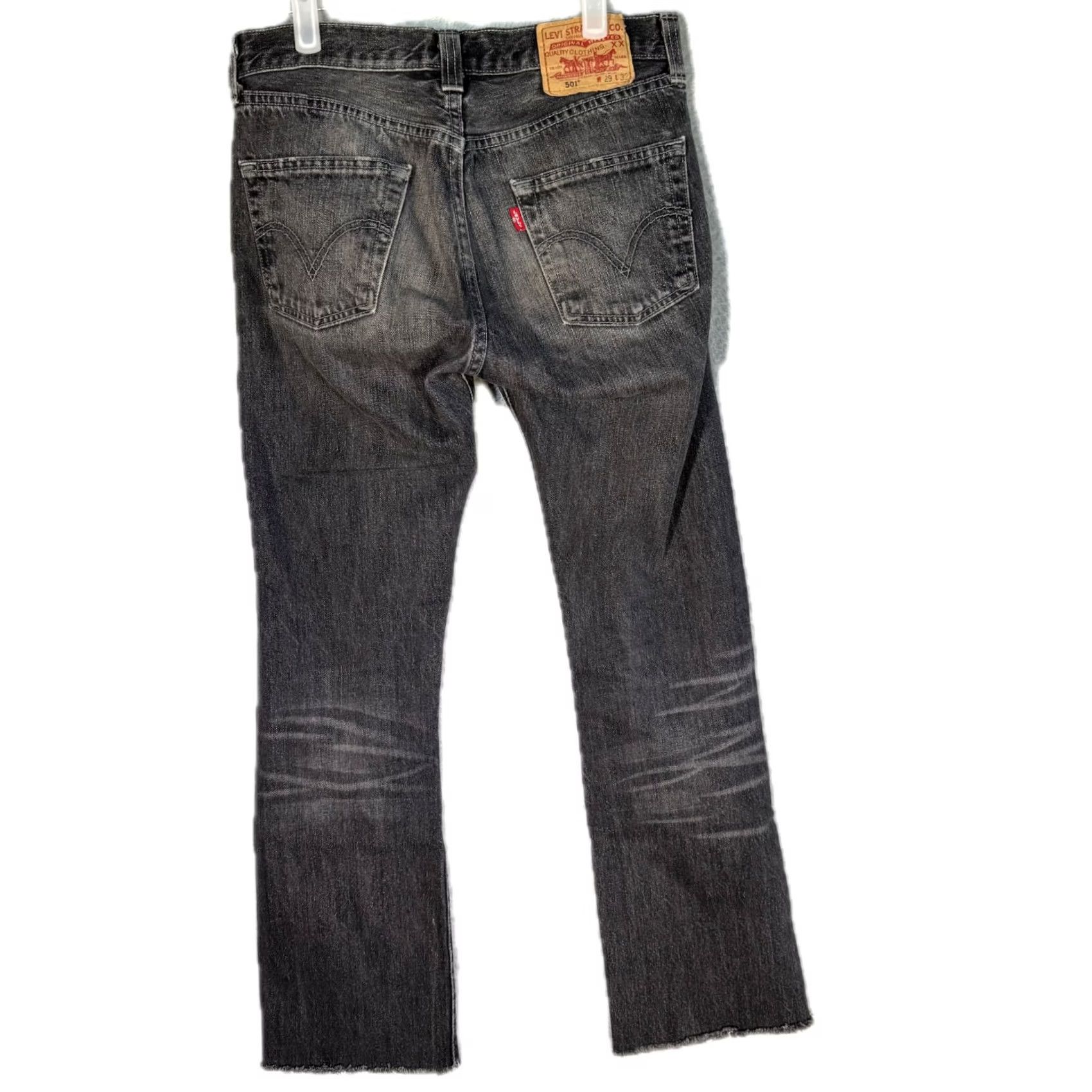 Levi's Levi’s 501 Jeans Men’s 29x32 Black Denim Button Fly Straight Leg Regular Denim Jeans Womens? Size US 29 - 2 Thumbnail