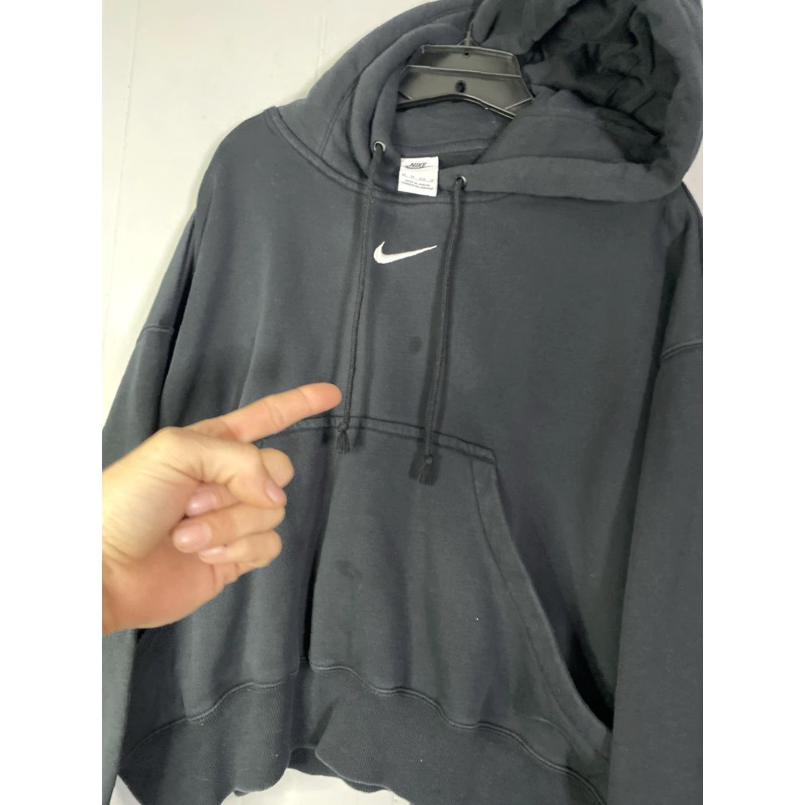 Nike VINTAGE Nike Hoodie Womens Faded Black Oversized Center Swoosh Pullover XL Tall Womens Size XL / US 12-14 / IT 48-50 - 3 Thumbnail