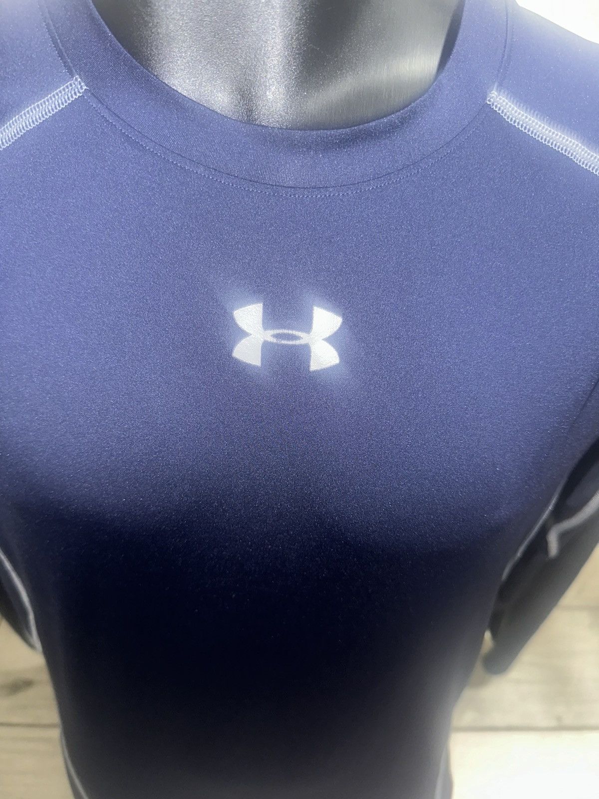 Under Armour Men’s used blue under armour long sleeve HeatGear shirt L Size US L / EU 52-54 / 3 - 3 Thumbnail