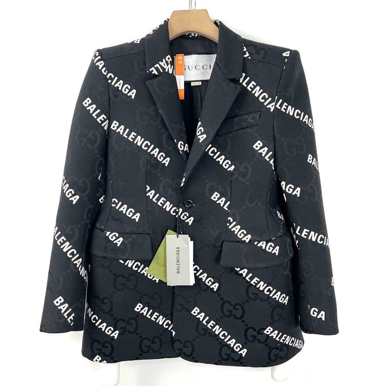 Gucci Gucci Balenciaga black, full of old flowers, short suit Size 48R - 1 Thumbnail