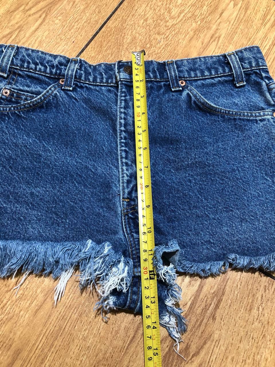 Levi's Vintage Levi's Basic Denim Shorts Size 34 Size 34" / US 12 / IT 48 - 12 Thumbnail
