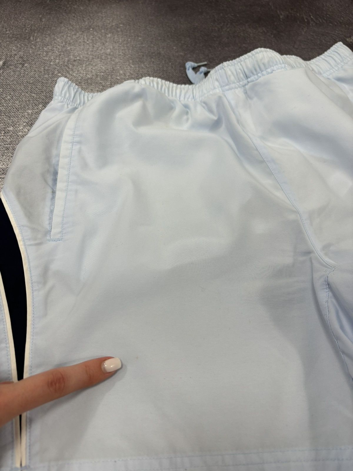 Nike Vintage Nike Y2K Swoosh Baby Blue Hype Shorts Size US 34 / EU 50 - 7 Thumbnail