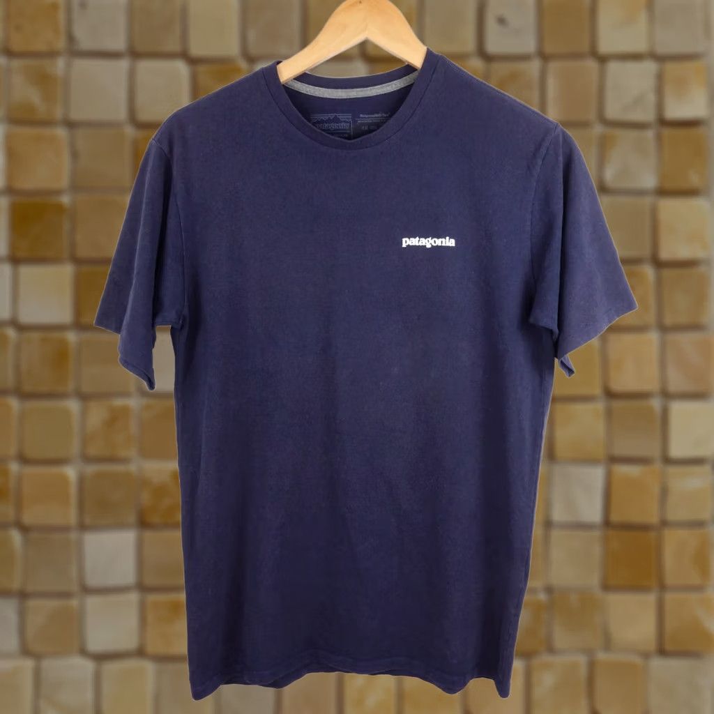 Patagonia Patagonia T-Shirt Mens Responsibili-Tee Size S Navy Logo Short Sleeve Crew Neck Mountain Breathable Size US 29 - 1 Thumbnail