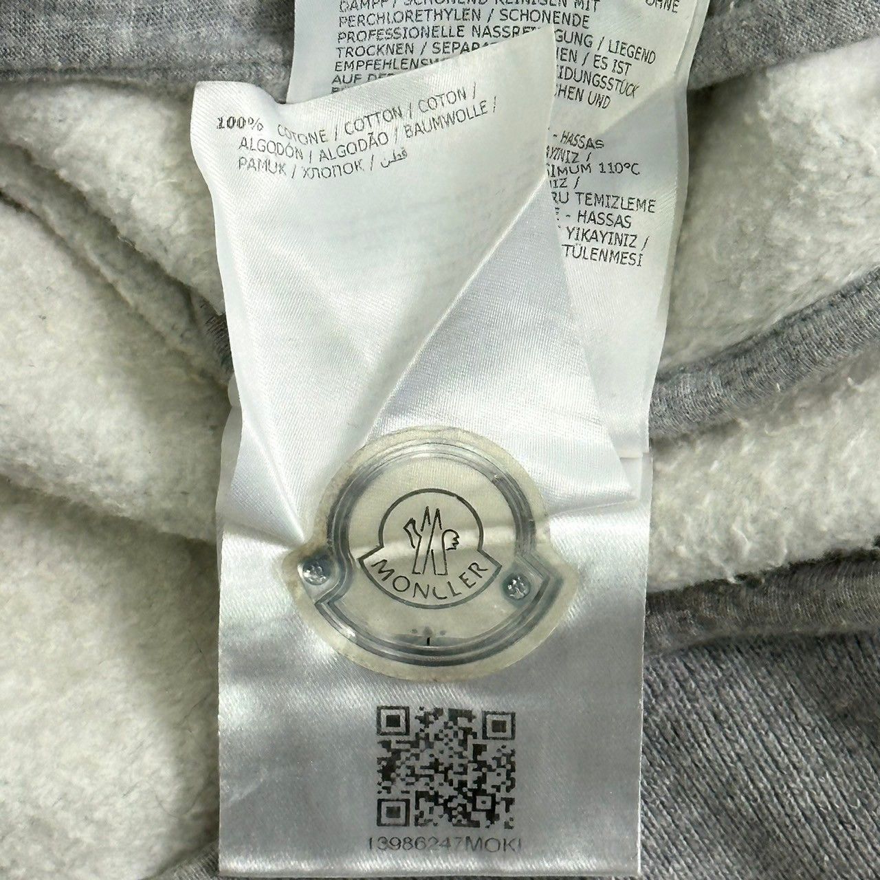 Moncler Moncler Front LOGO Hooded Jacket (76dmo240419014