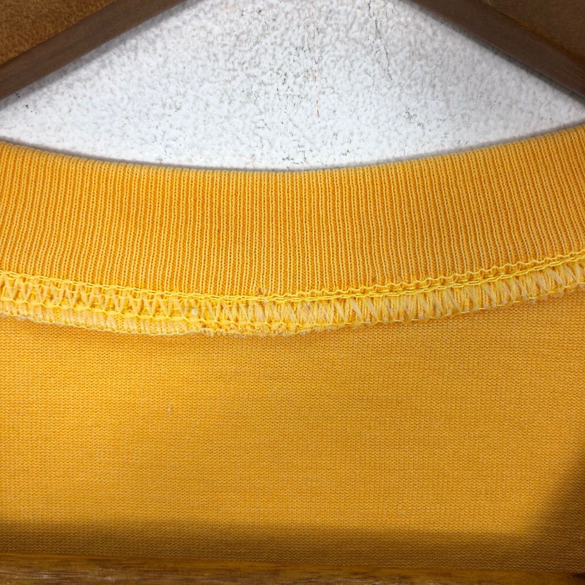 Vintage Vintage 90s HALLE HANCE T-Shirt Kangaroo Pocket Half Zipper Size US XL / EU 56 / 4 - 6 Thumbnail