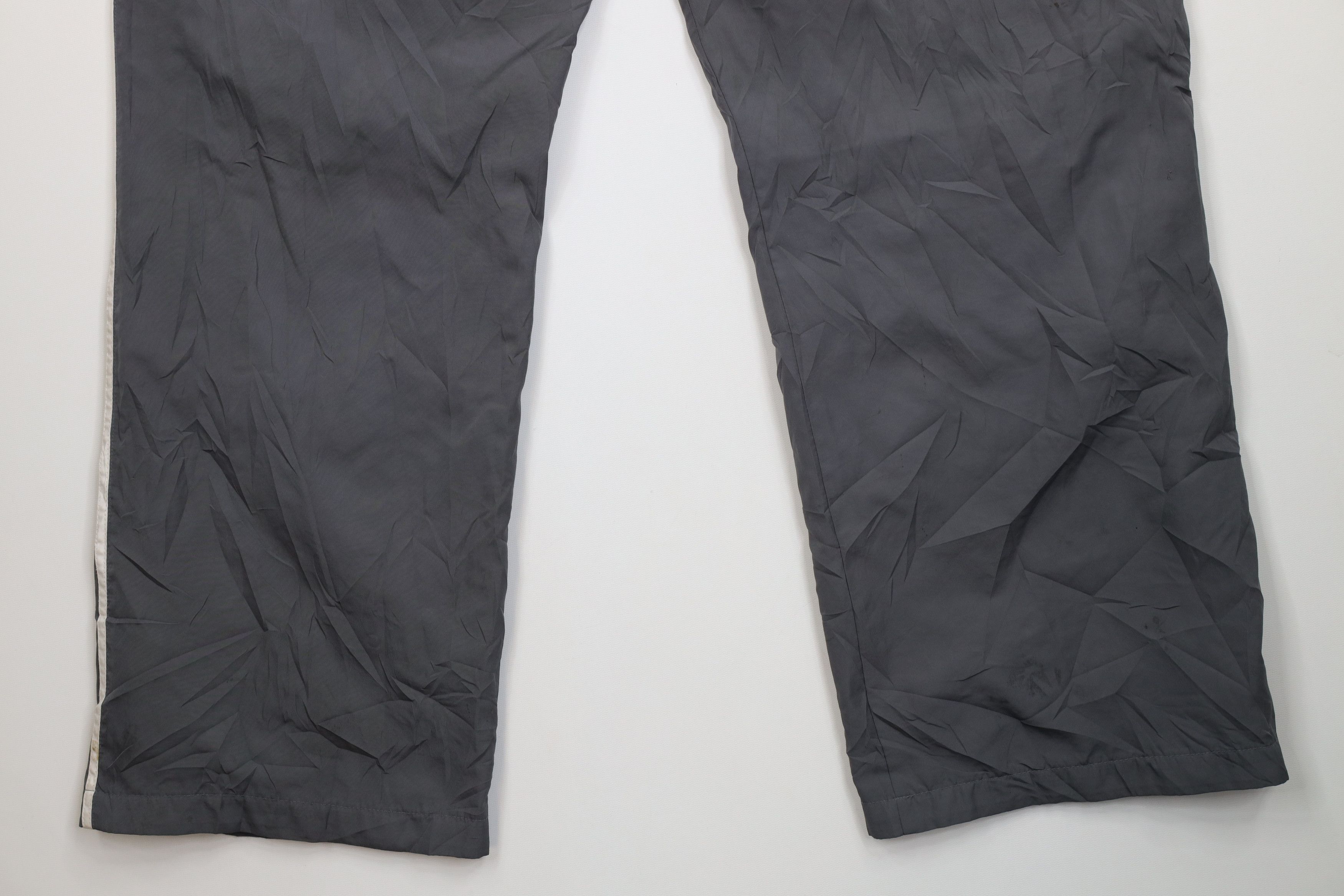 Nike Vintage Nike Swoosh Lined Wide Leg Windbreaker Pants Gray Size US 38 / EU 54 - 16 Thumbnail