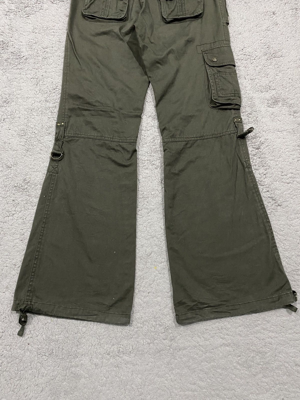 Other Rote Rose Cargo Bondage Flared Military Pants Like G.O.A Size US 32 / EU 48 - 11 Thumbnail