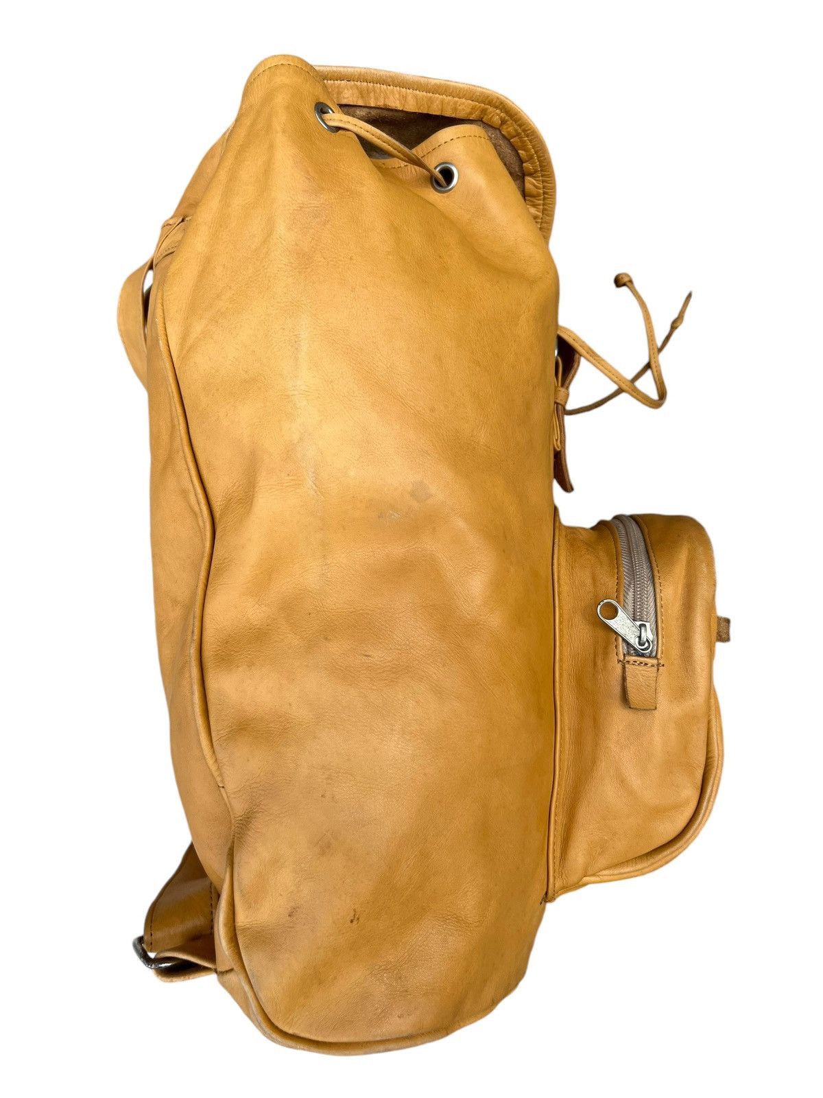 Leather Vintage Unknown Japan Brand Patina Leather Backpack Bag Size ONE SIZE - 15 Thumbnail