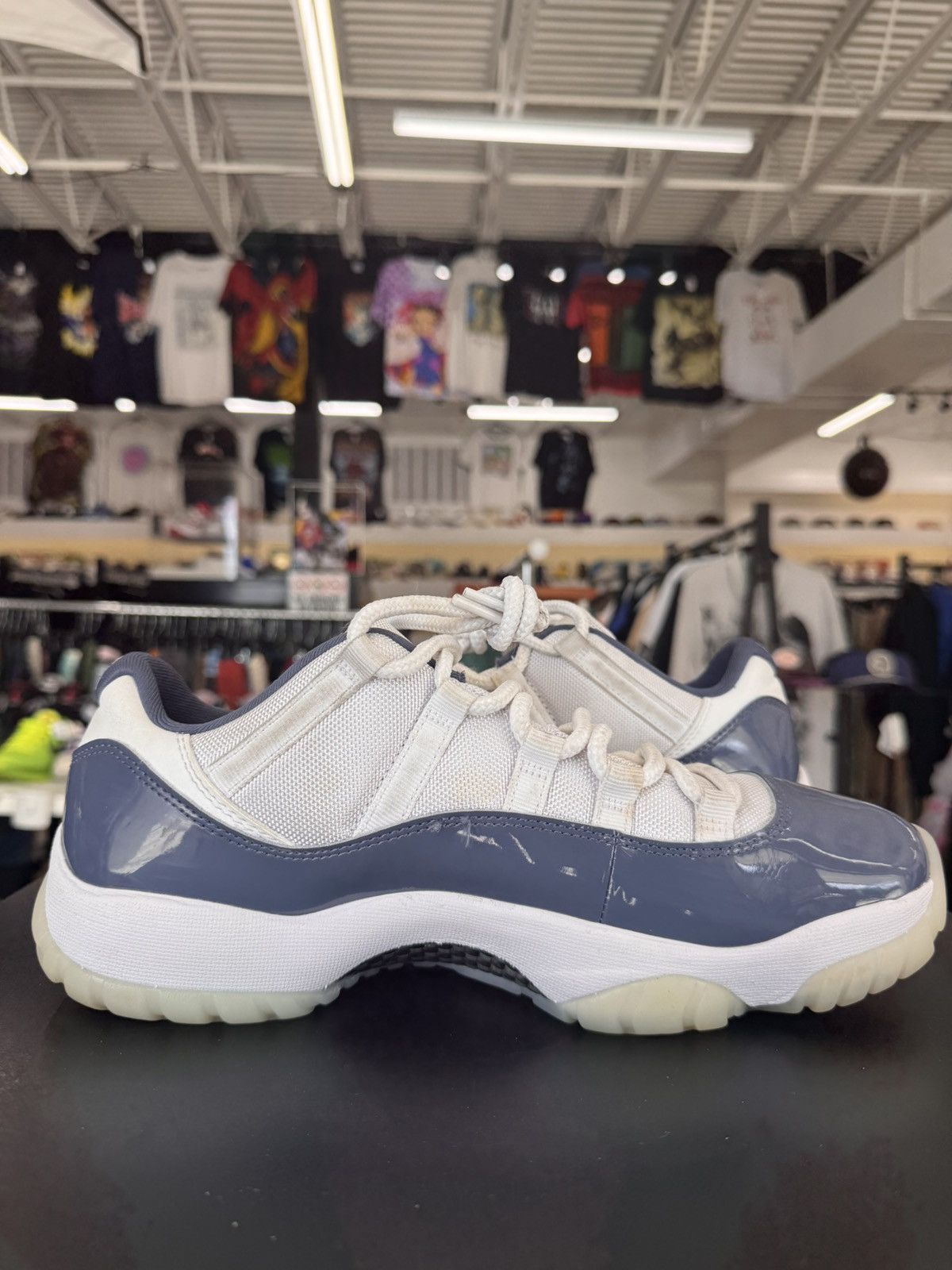 Jordan Brand Air Jordan 11 Low Diffused Blue Size 10.5 (2024) Size US 10.5 / EU 43-44 - 3 Thumbnail