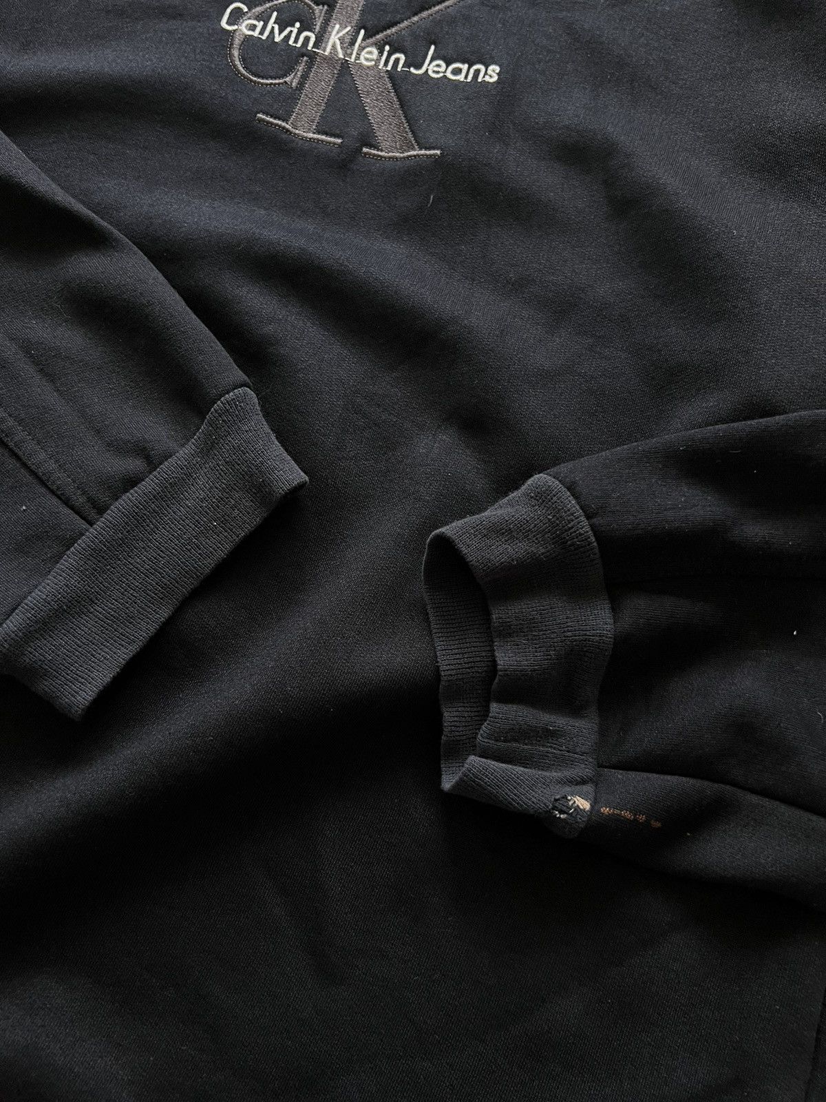 Vintage Vintage Calvin Klein Sweatshirt Big Logo Embroidered Y2K XL Size US XL / EU 56 / 4 - 8 Thumbnail