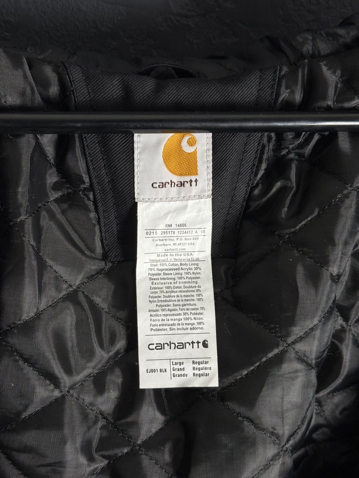 Carhartt CARHARTT Black Quilted Hooded Jacket Size Large MADE IN USA Size US L / EU 52-54 / 3 - 15 Thumbnail