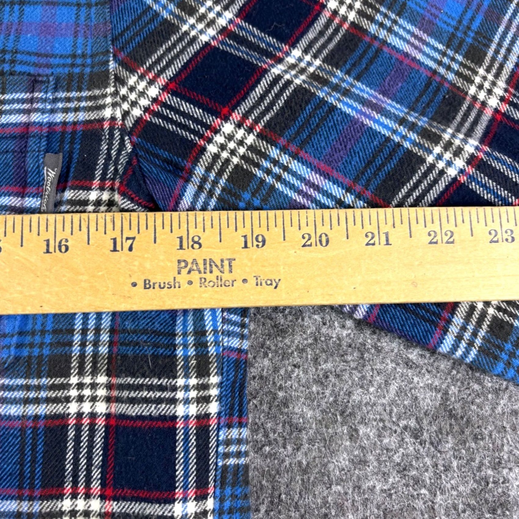 Vintage Woolrich Plaid Flannel Shirt Woolrich Trout Run Blue S Long Sleeve Button-Up Collared Mens Casual Vintage: No Size US S / EU 44-46 / 1 - 4 Thumbnail