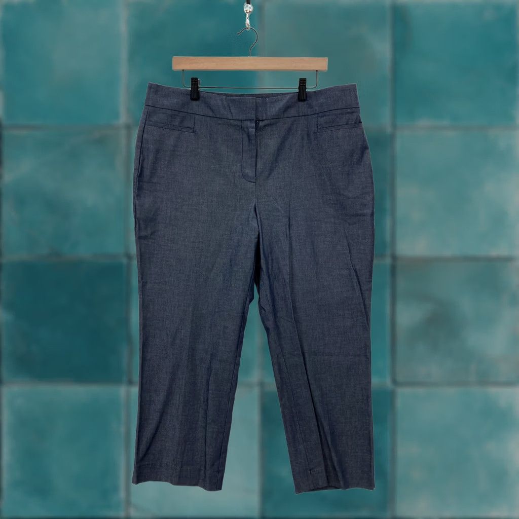 Ann Taylor Ann Taylor Factory Slim Leg crop Pants Women's 14 Dark Blue Stretch Career READ Size 36" / US 14 / IT 50 - 1 Thumbnail