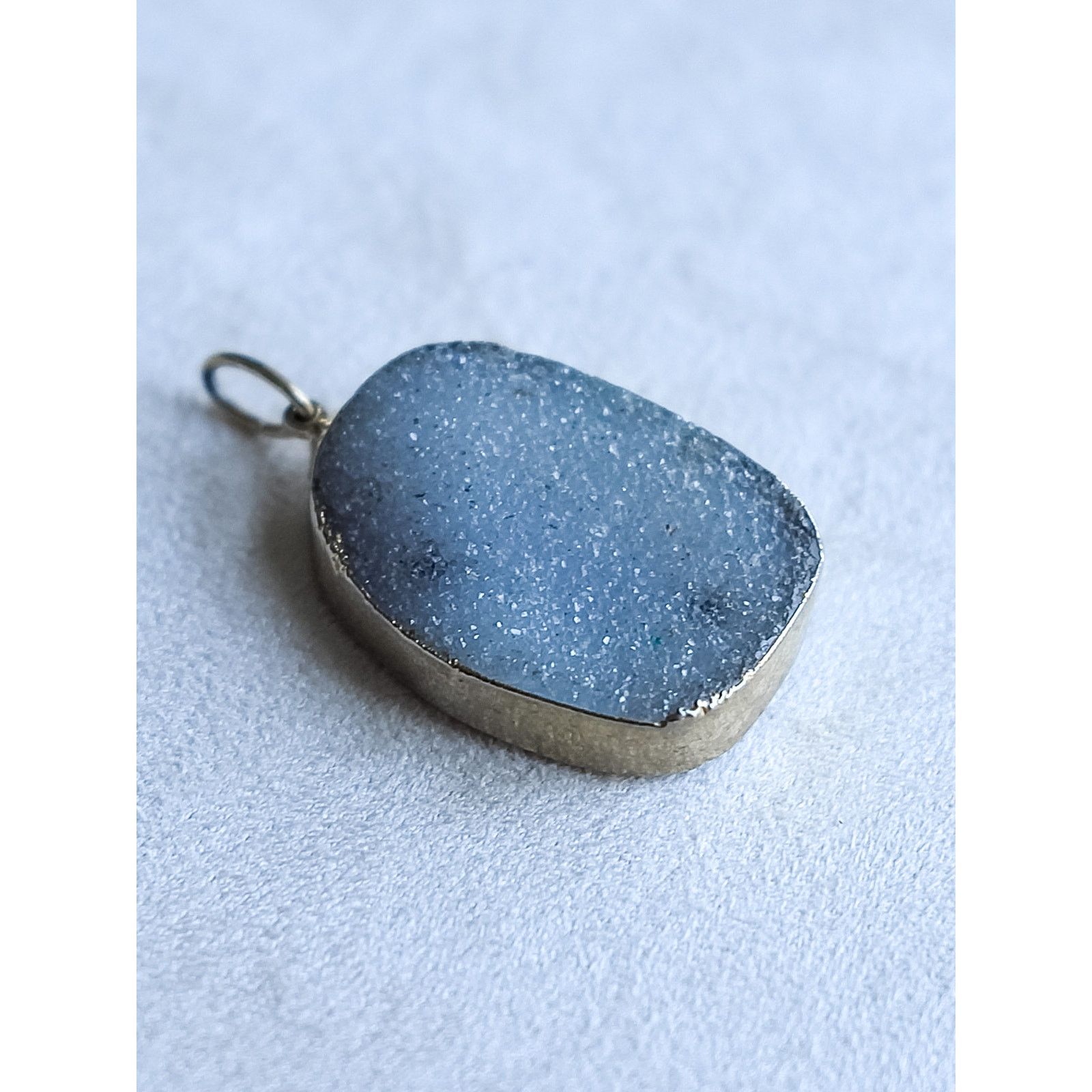 The Unbranded Brand Gray Druzy Crystal Pendant Gold Tone Bezel Boho Size ONE SIZE - 3 Thumbnail