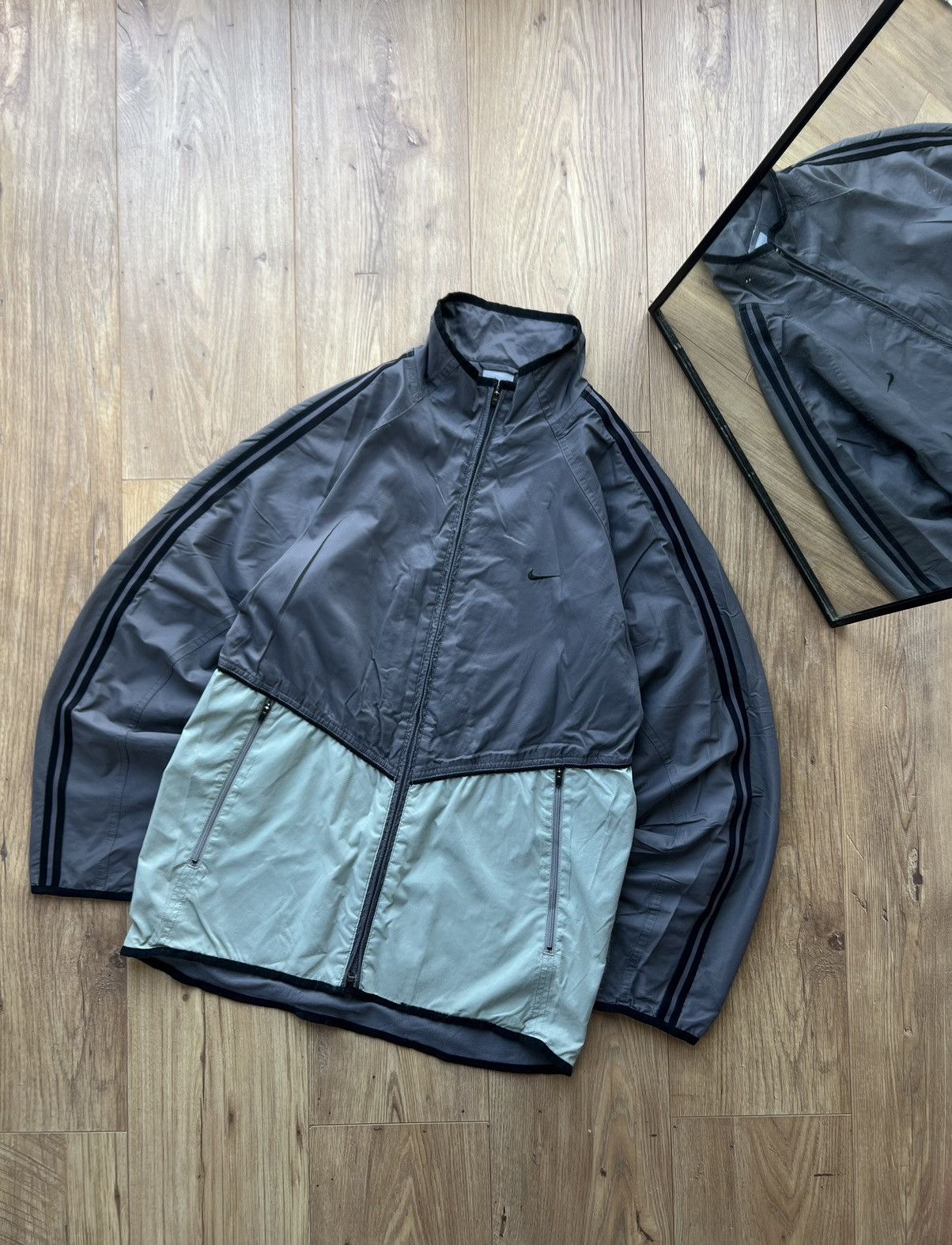 Nike 00’s NIKE SWOOSH LOGO VINTAGE TRACK JACKET Y2K RARE Size US M / EU 48-50 / 2 - 2 Thumbnail