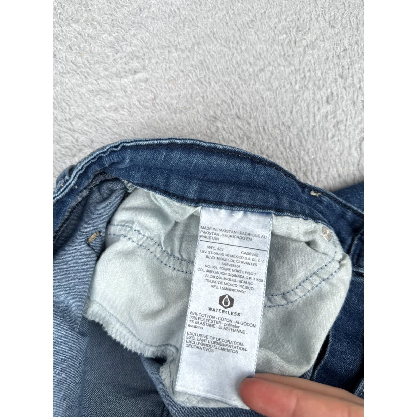 Levi's Levi's Jeans Women 16 Blue Denim Bootcut 34x30 Regular High Rise 5-Pocket Comfort Distressed Stretch Cotton Blend Size 38" / US 16 / IT 52 - 7 Thumbnail